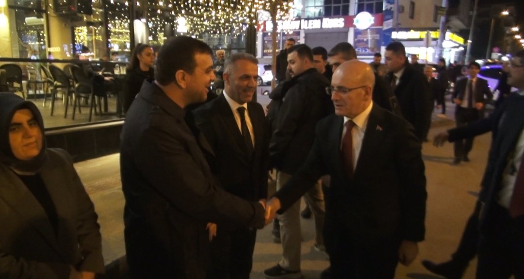 Hazine ve Maliye Bakanı Mehmet Şimşek Batman AK Parti