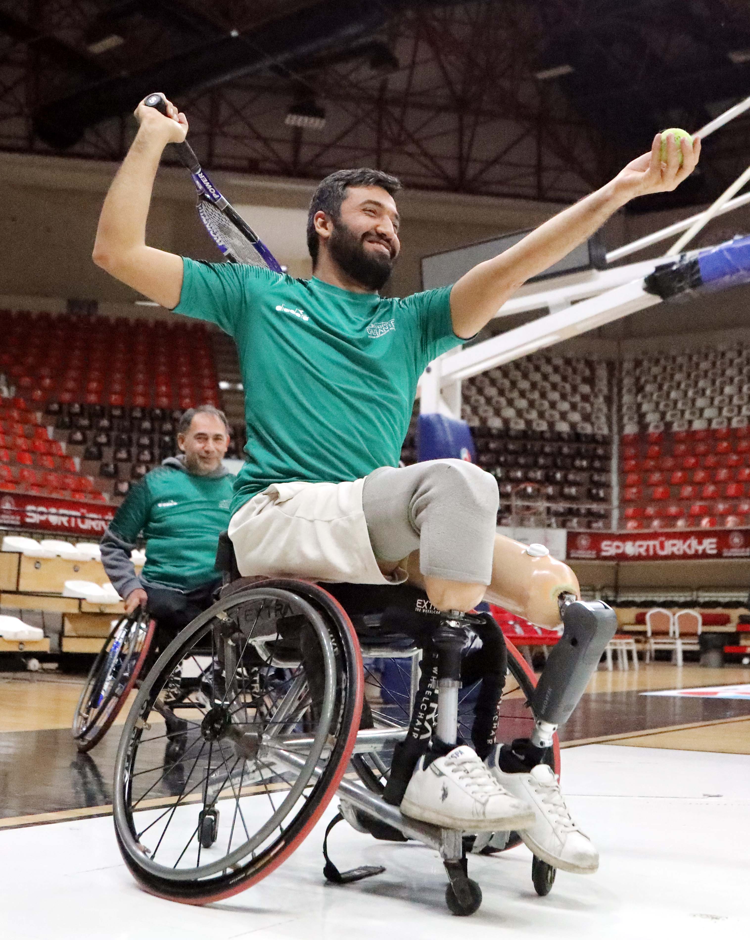 Engelli sporcular grup halinde