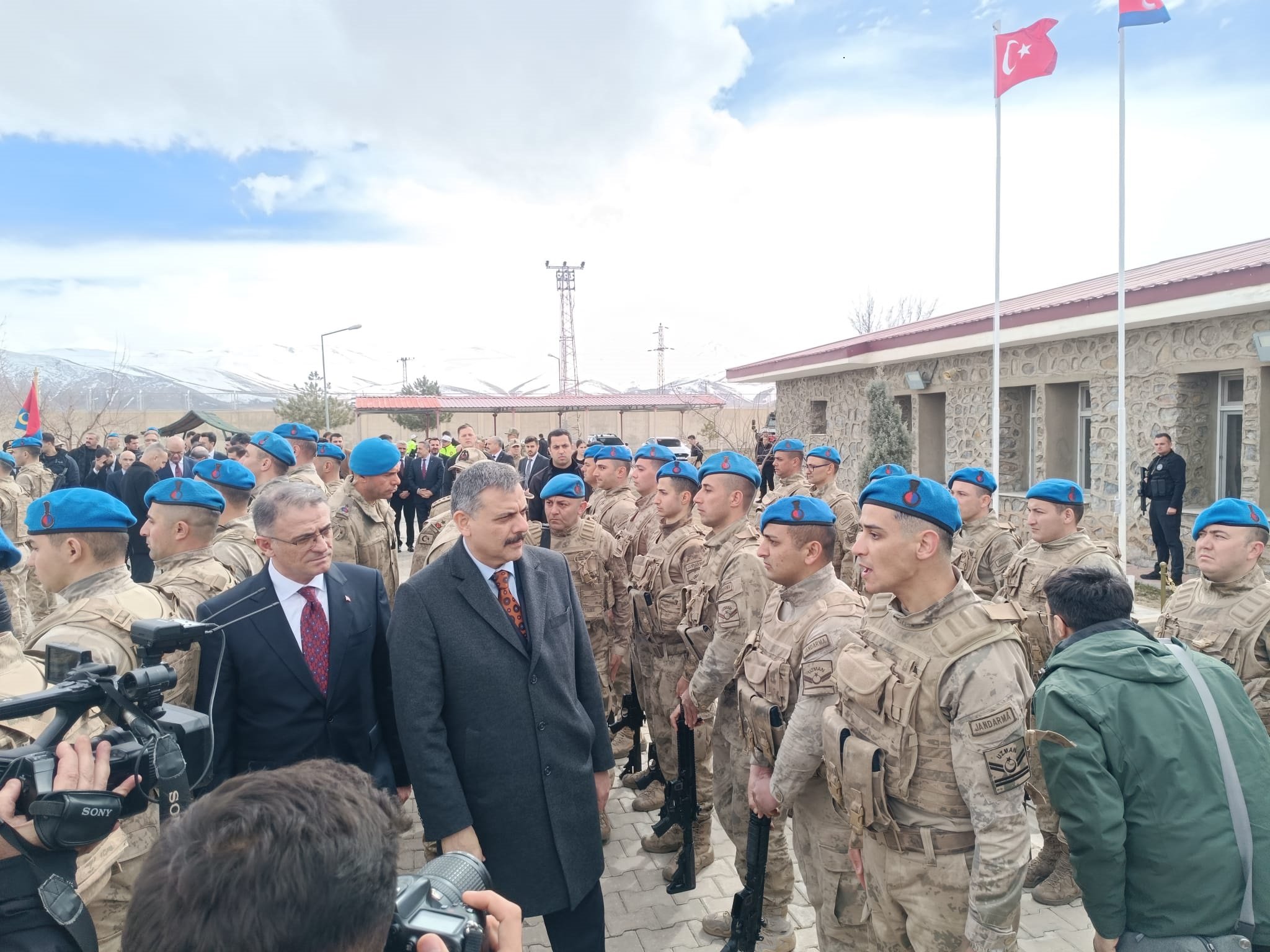 Bakan Çiftçi şehit aileleri ve gazilerle