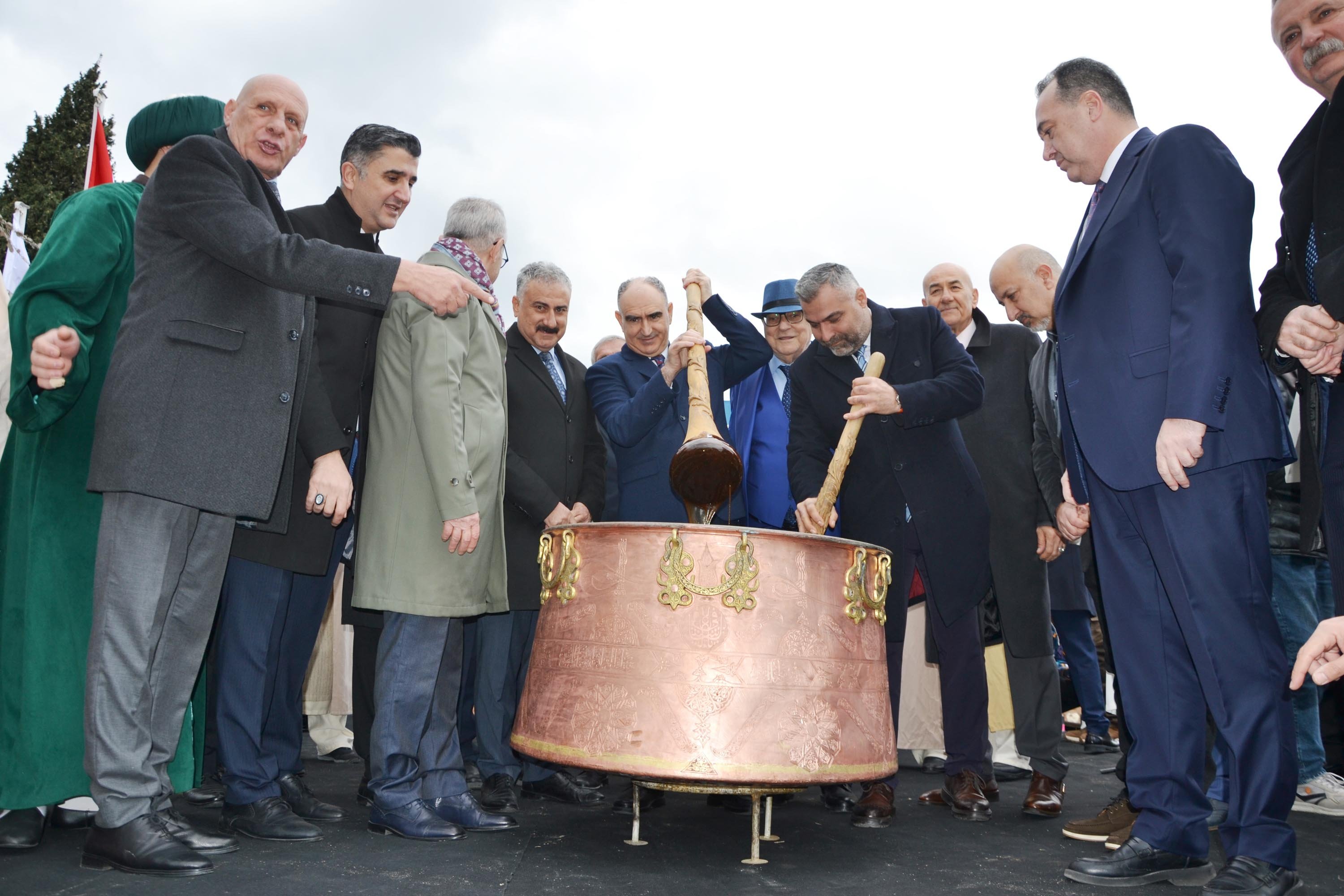 Manisa Valisi Vahdettin Özkan Mesir Töreni