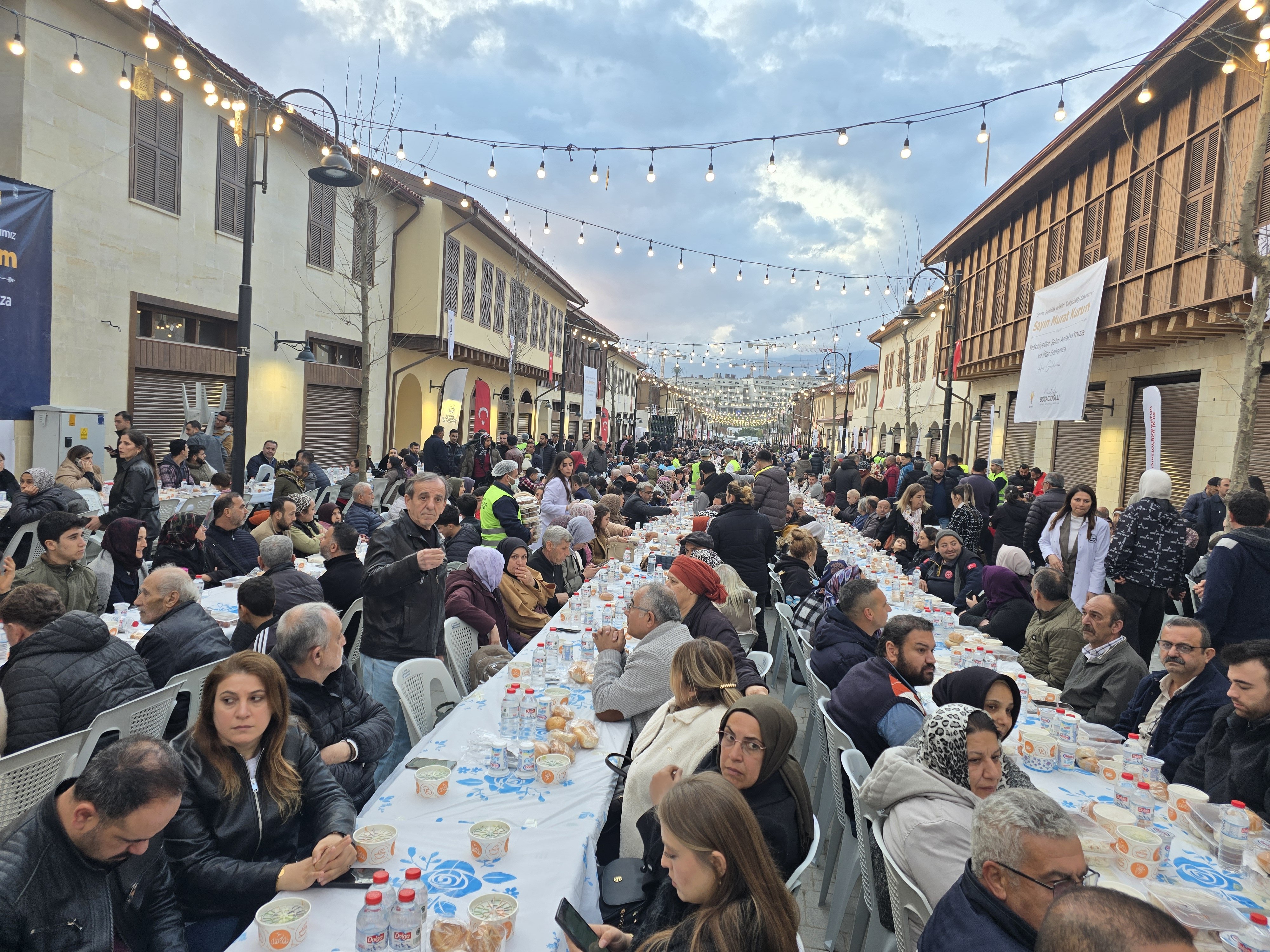 Bakan Kurum vatandaşlarla sohbet ediyor