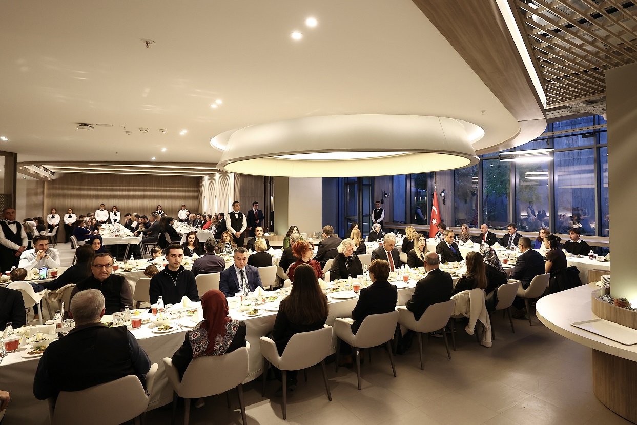 Şehit Aileleri ve OYAK Yönetimi