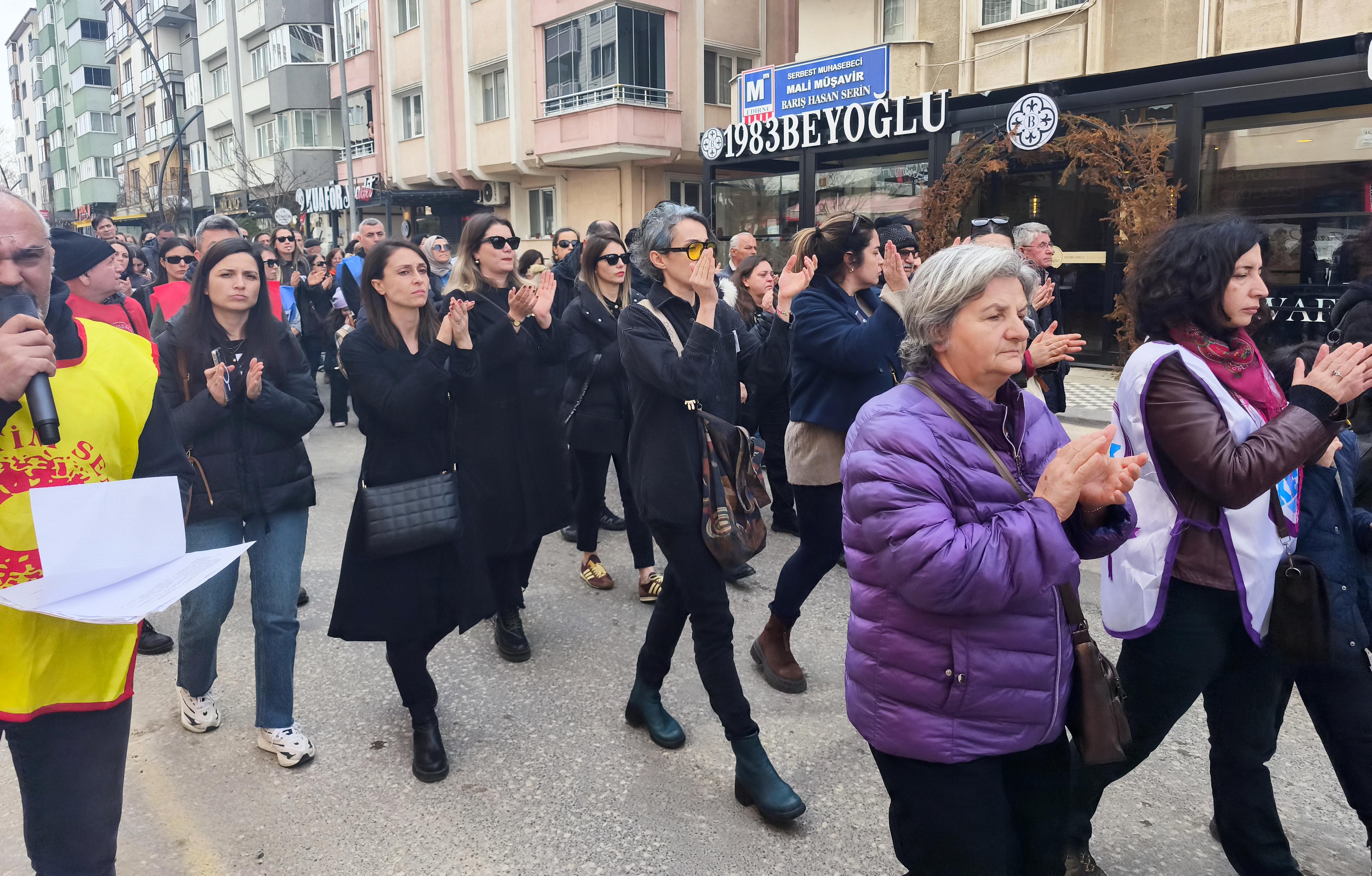 Öğretmenler yürüyüşü
