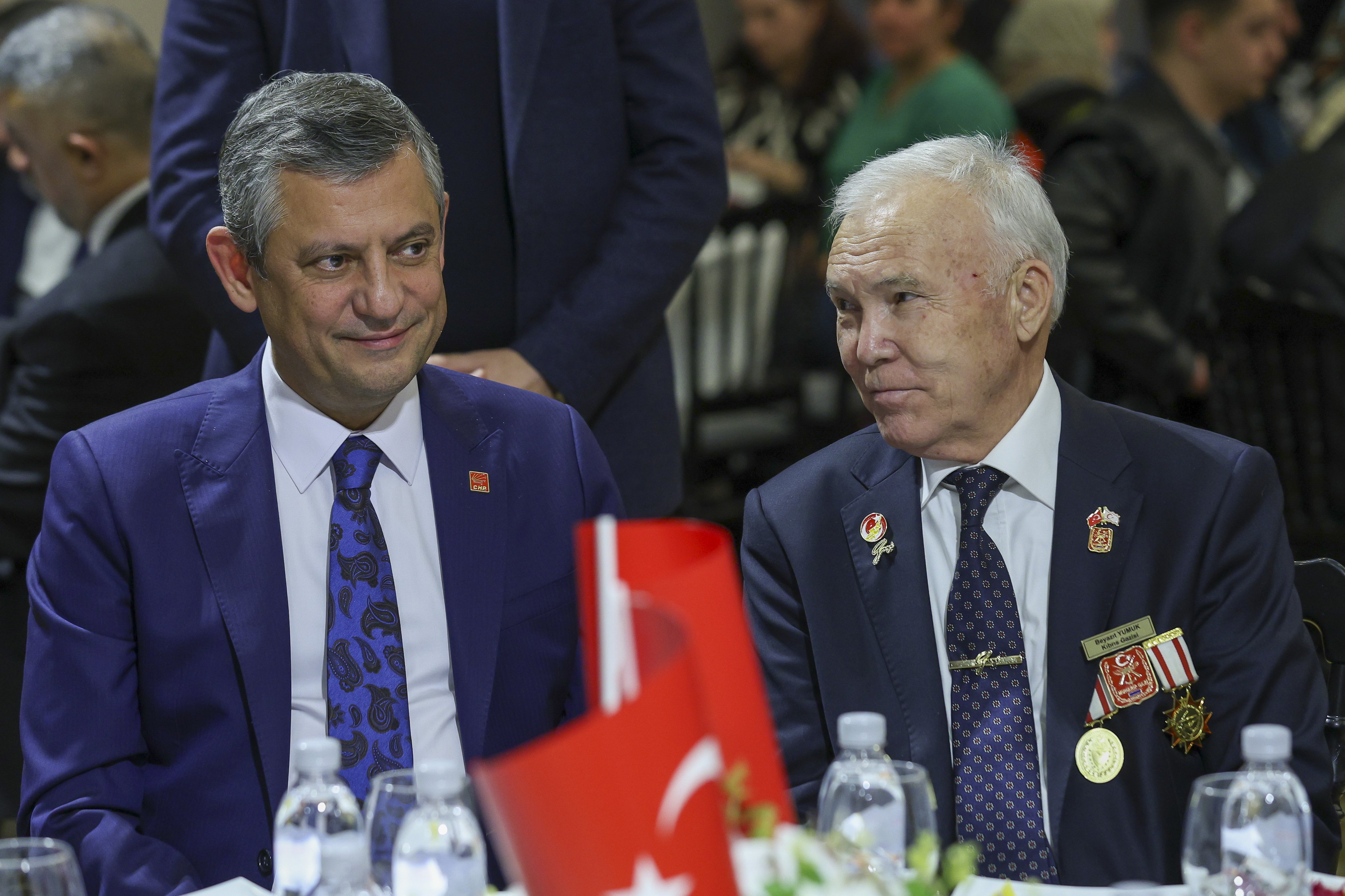 Özgür Özel Şehit Yakınları ve Gaziler İftarında