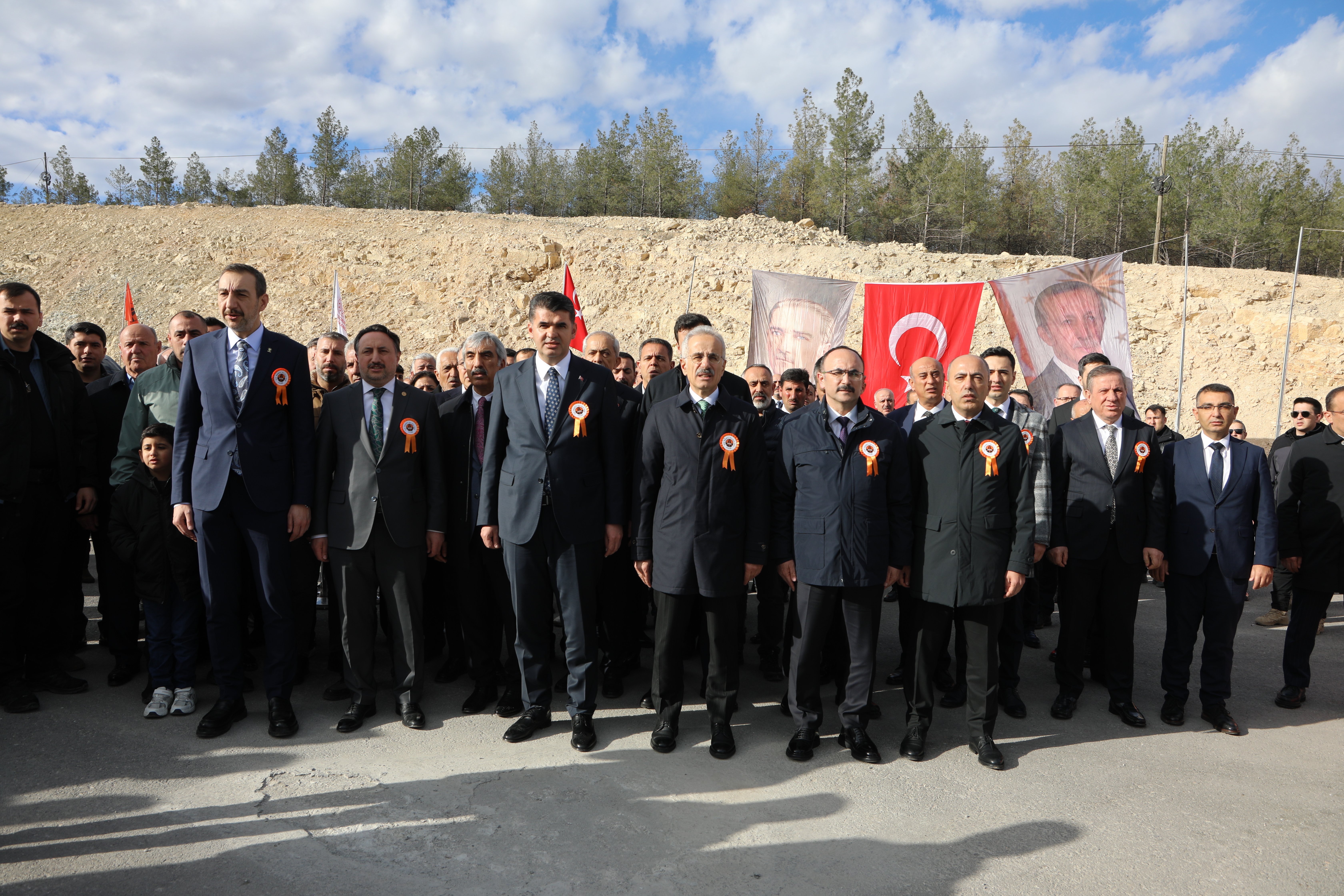 Bakan Uraloğlu gençlerle