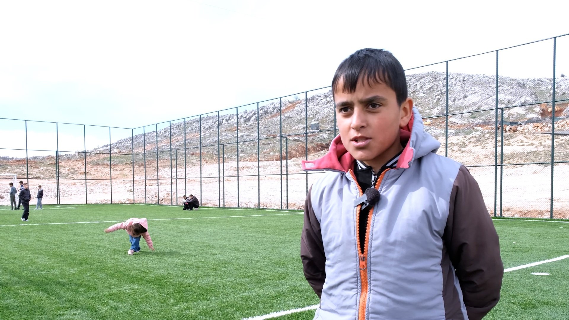 Adıyaman Zey köyü çocuklar halı saha