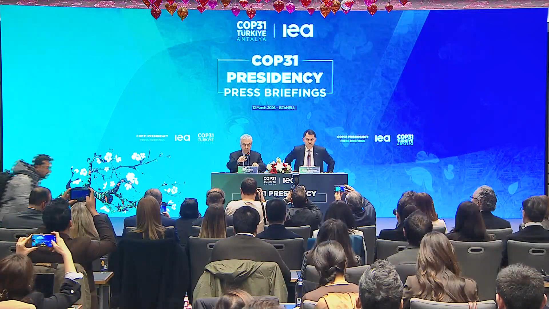 Murat Kurum ve Fatih Birol COP31 Toplantısı