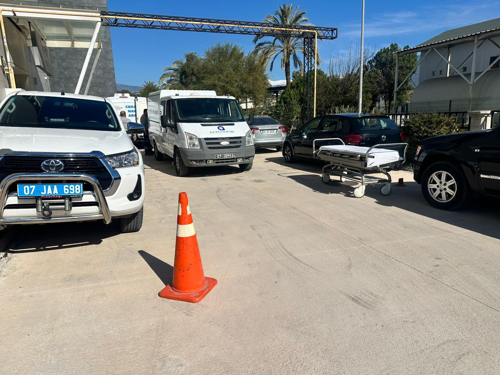 Finike göçmen bot yediemin