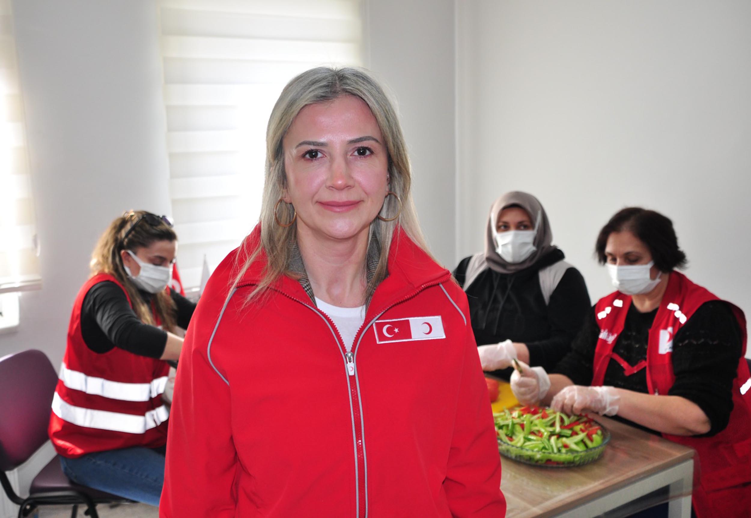 Esmer Dağ iftar sofrasında