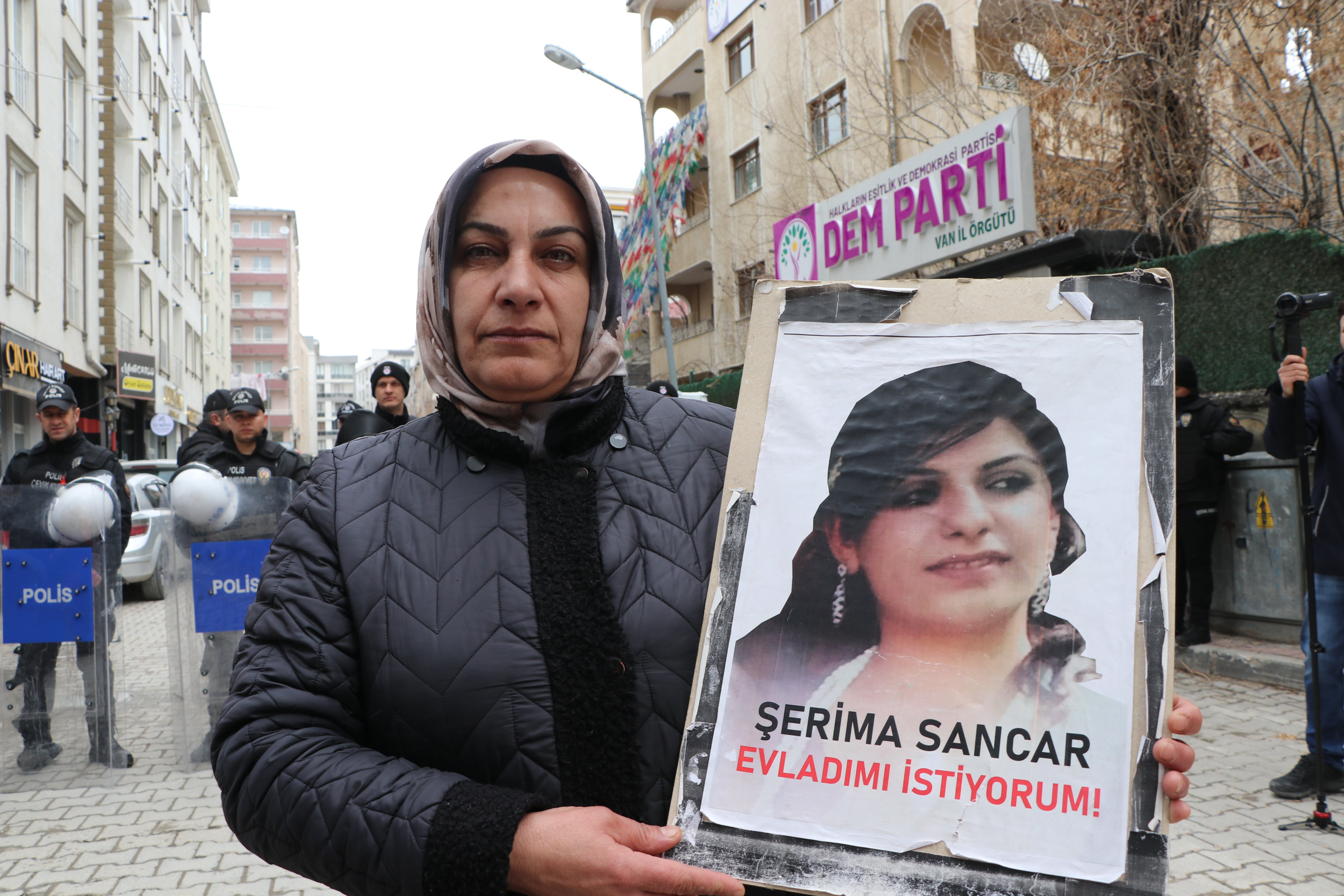 Evlat nöbeti 119. hafta Van