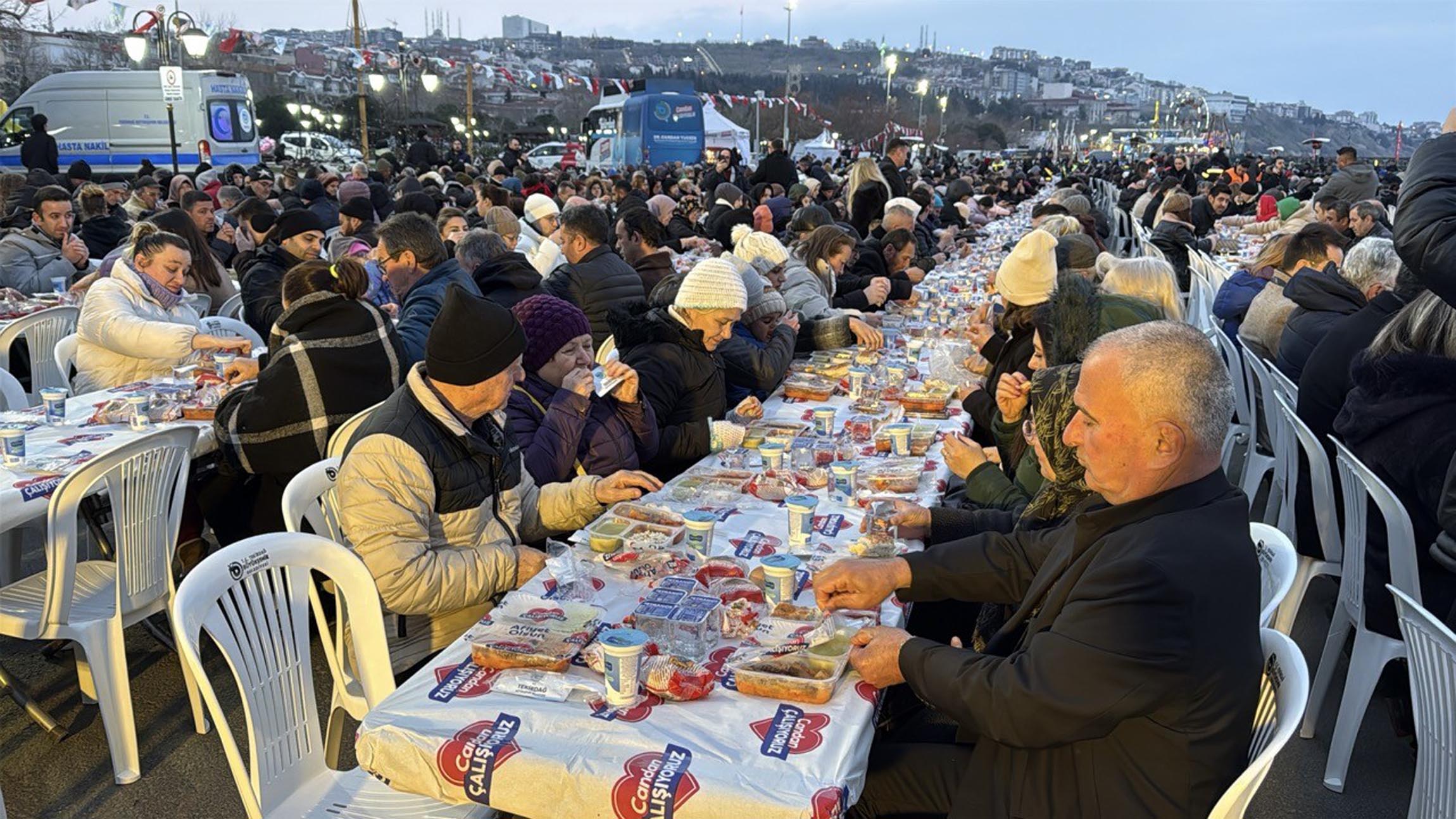 Tekirdağ Büyükşehir Belediyesi Sahil İftarı