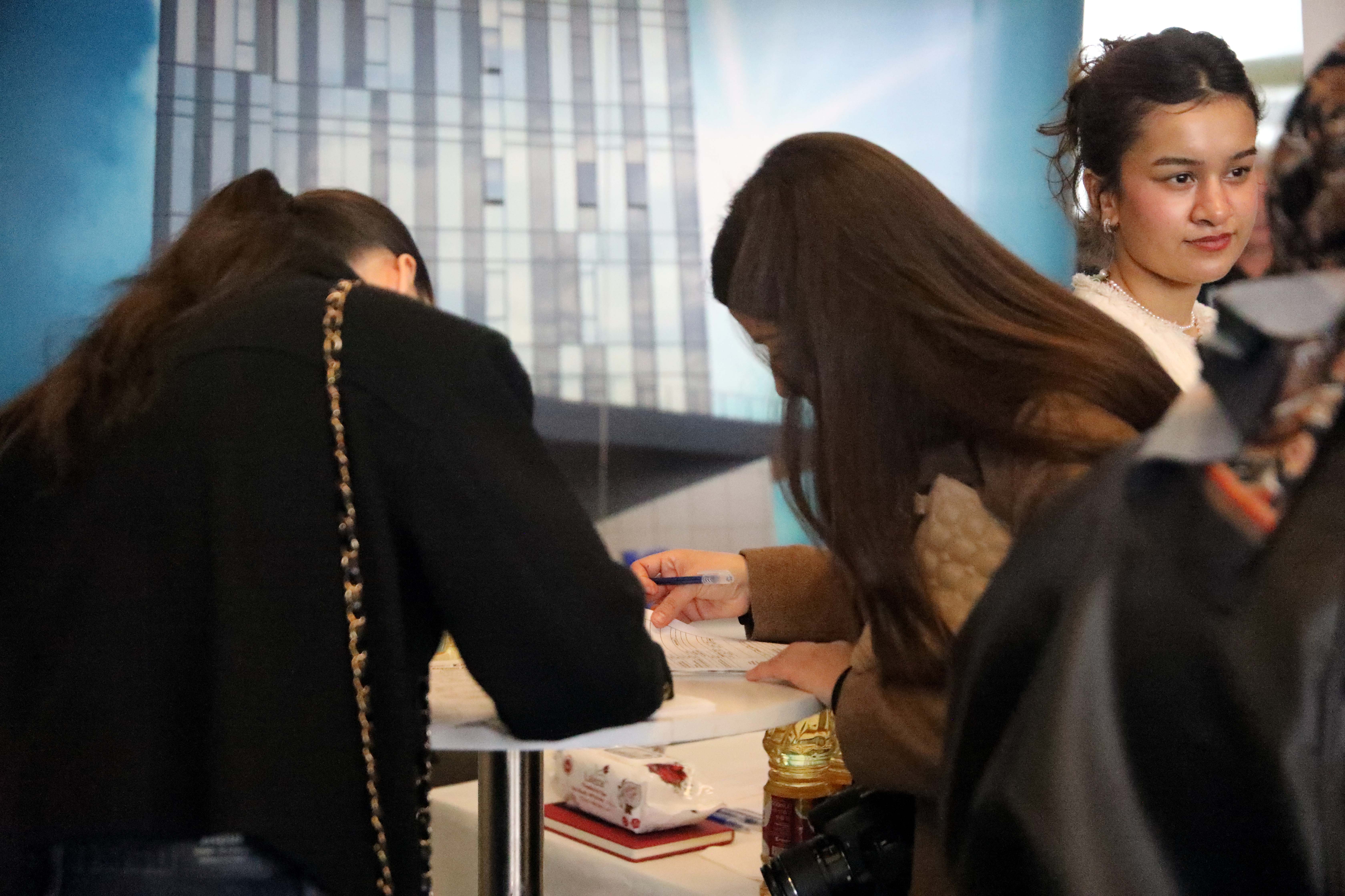 Gençler İş Görüşmesi