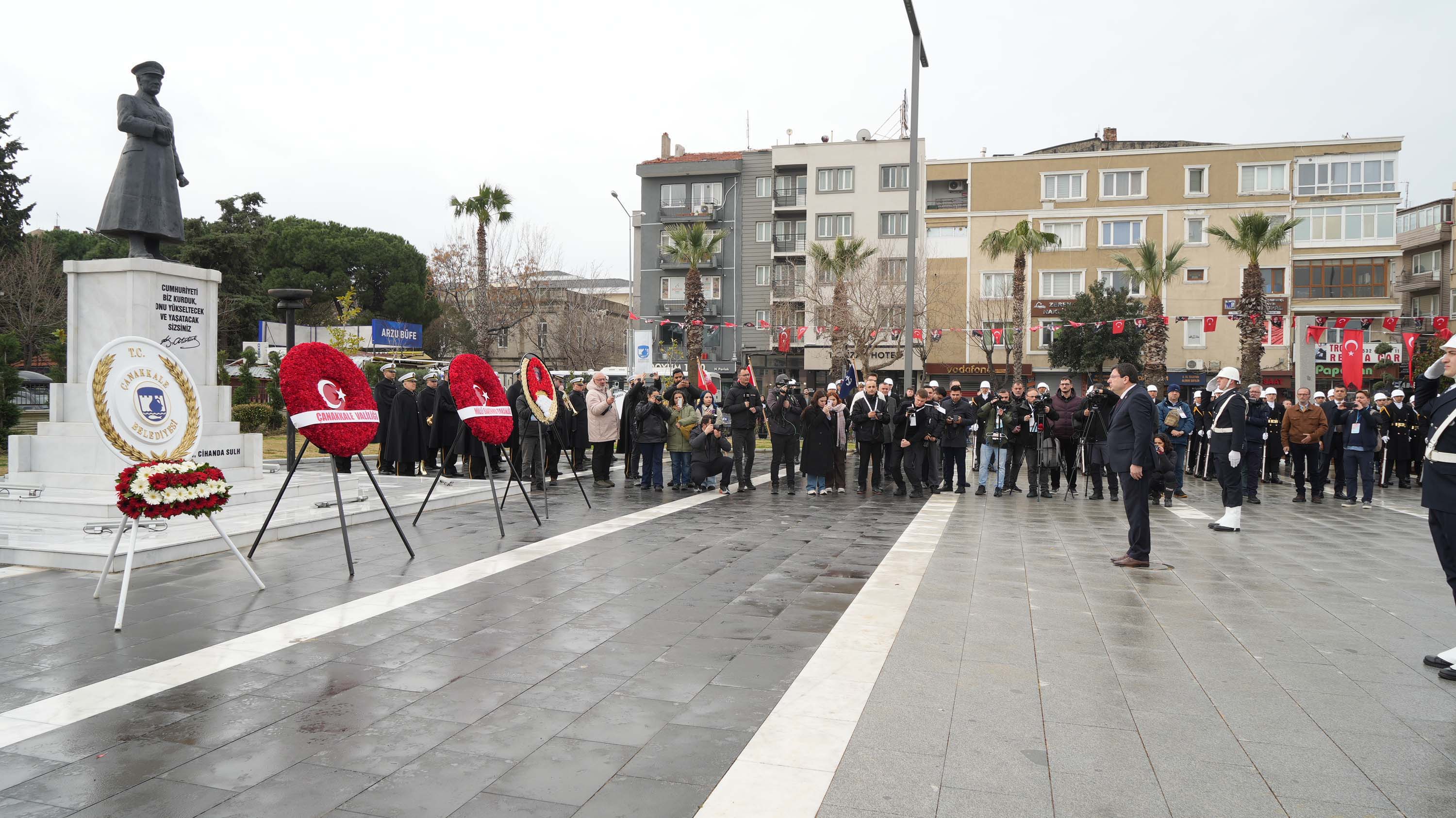 Çanakkale Töreni Anıt