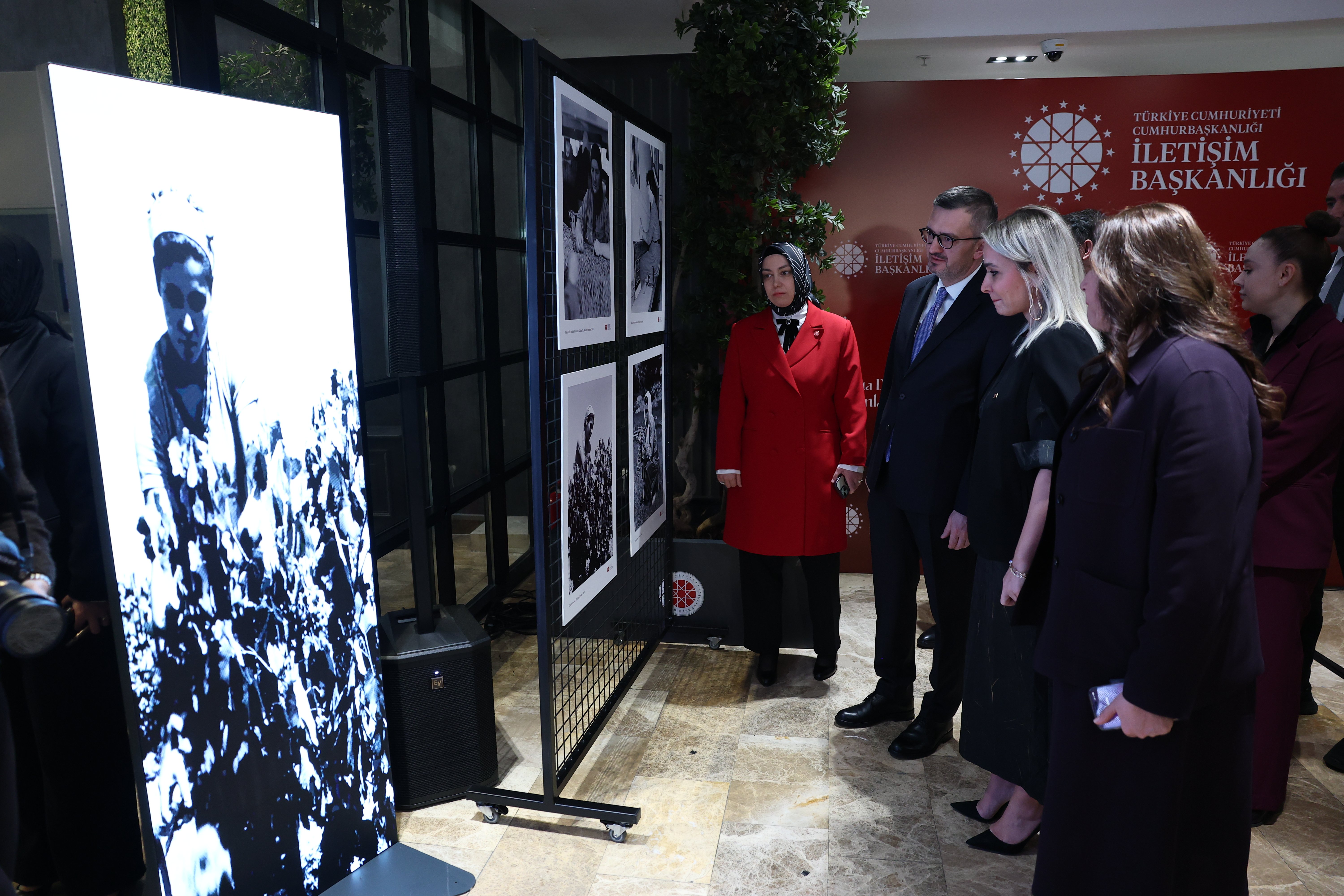 Hayata Dokunan Kadınlar Fotoğraf Sergisi