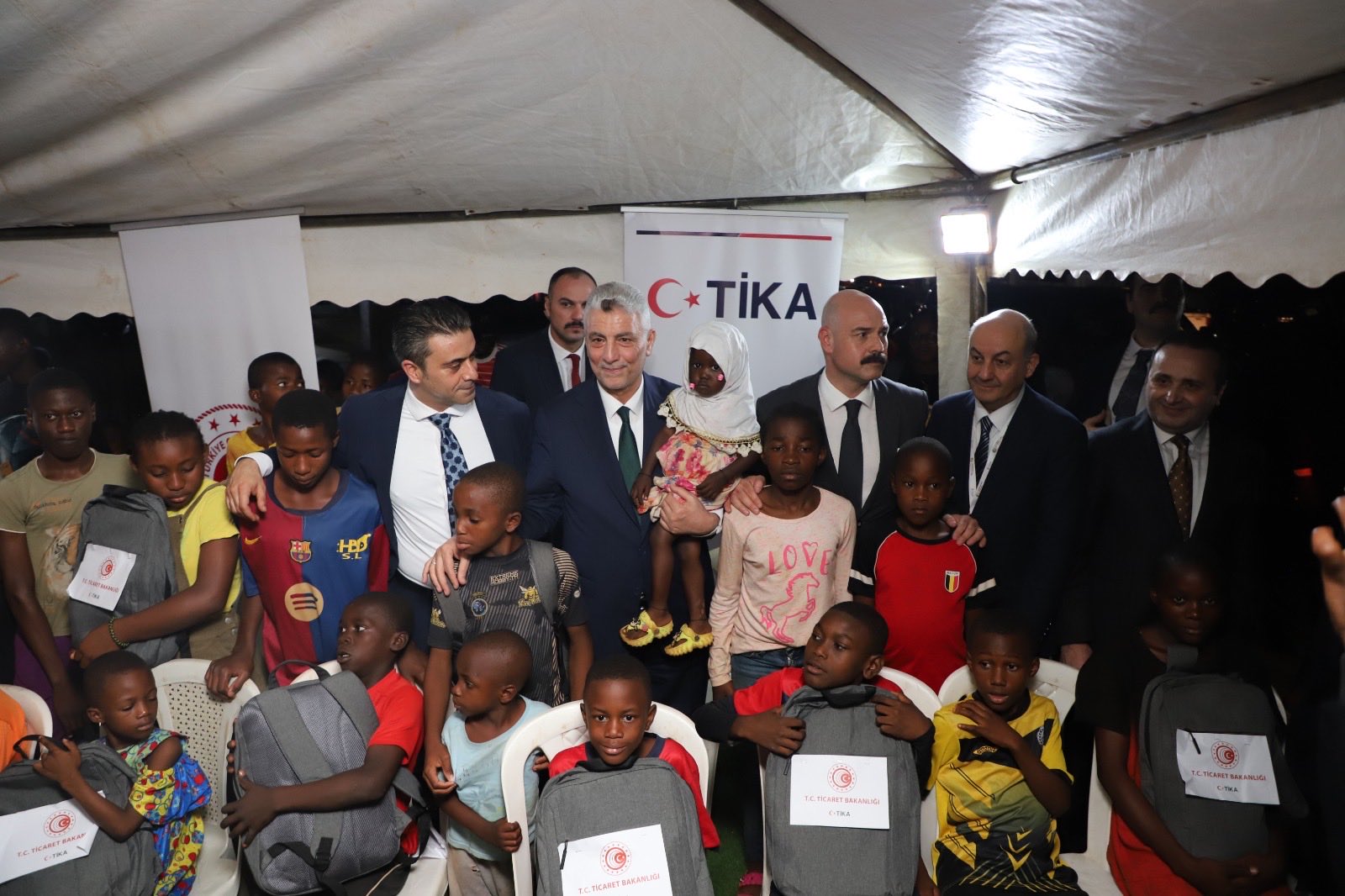 Ticaret Bakanı Ömer Bolat Kamerun TİKA Projesi