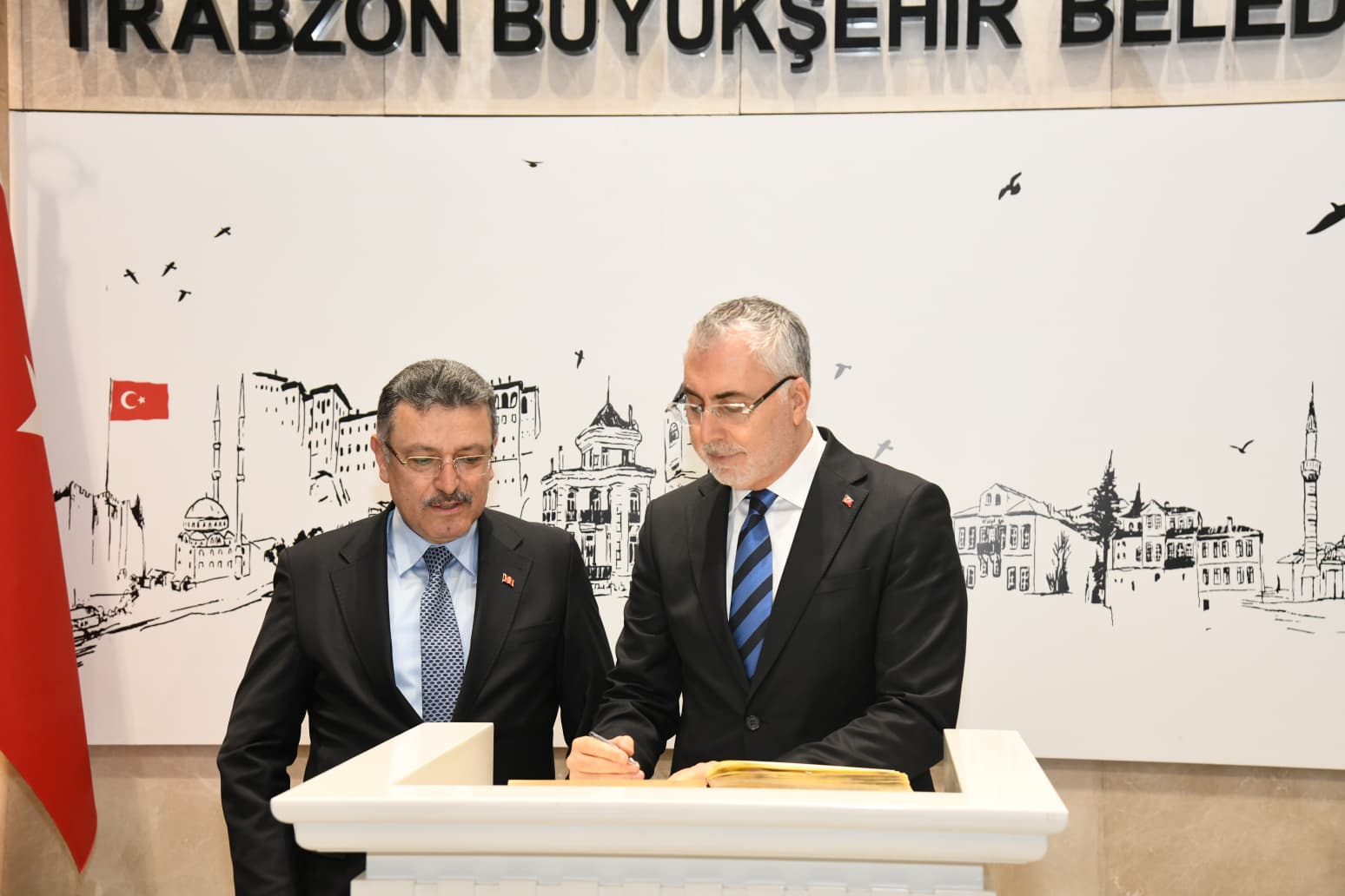 Trabzon İş Dünyası Toplantısı Katılımcıları