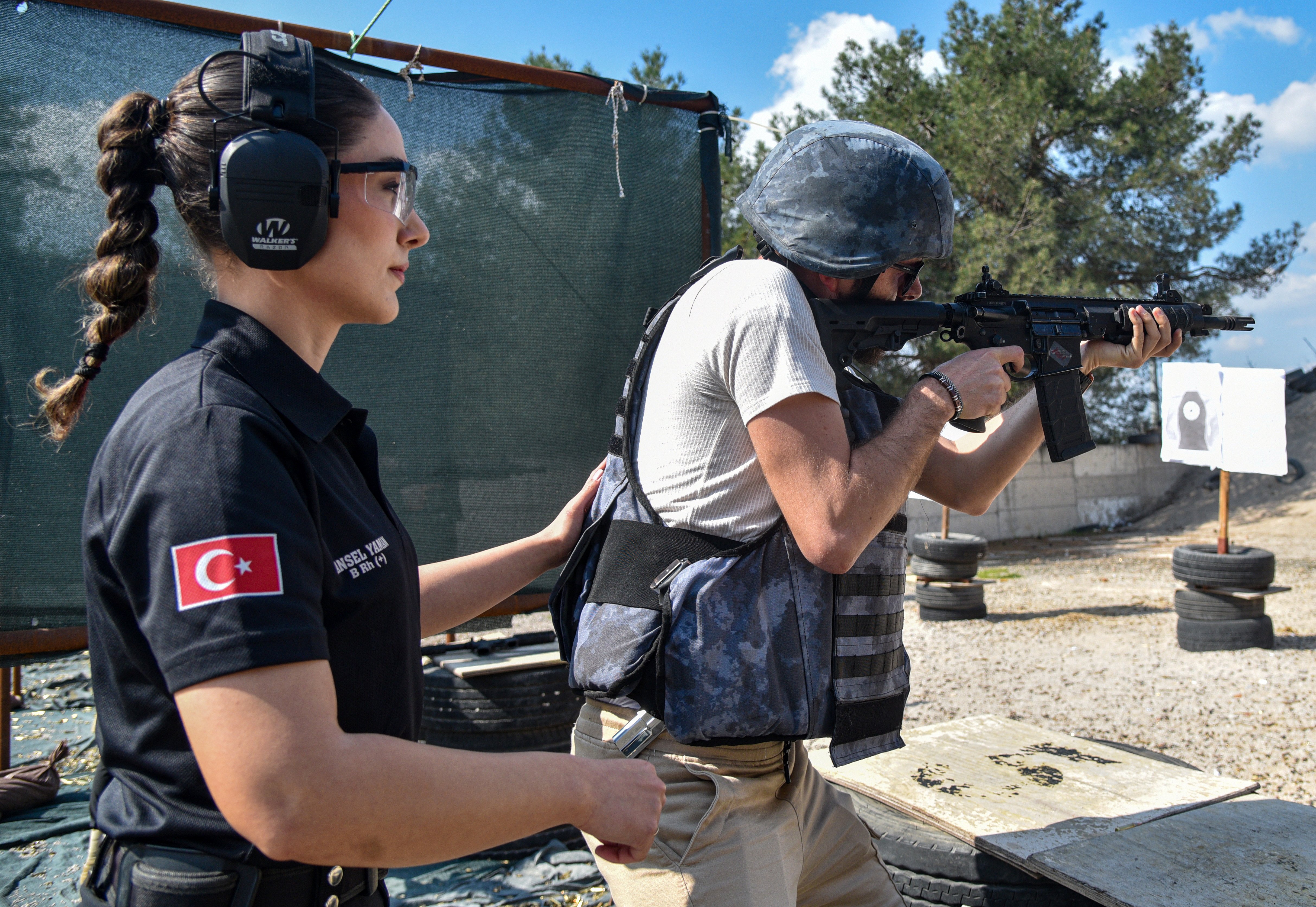 Polis Teşkilatı Kadın Eğitmen