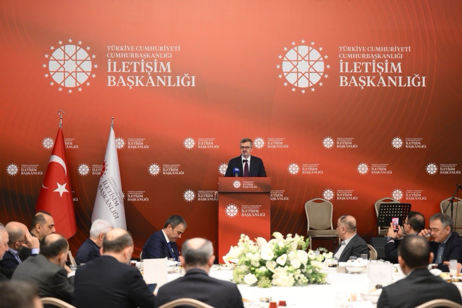 Burhanettin Duran basın mensupları iftar programı