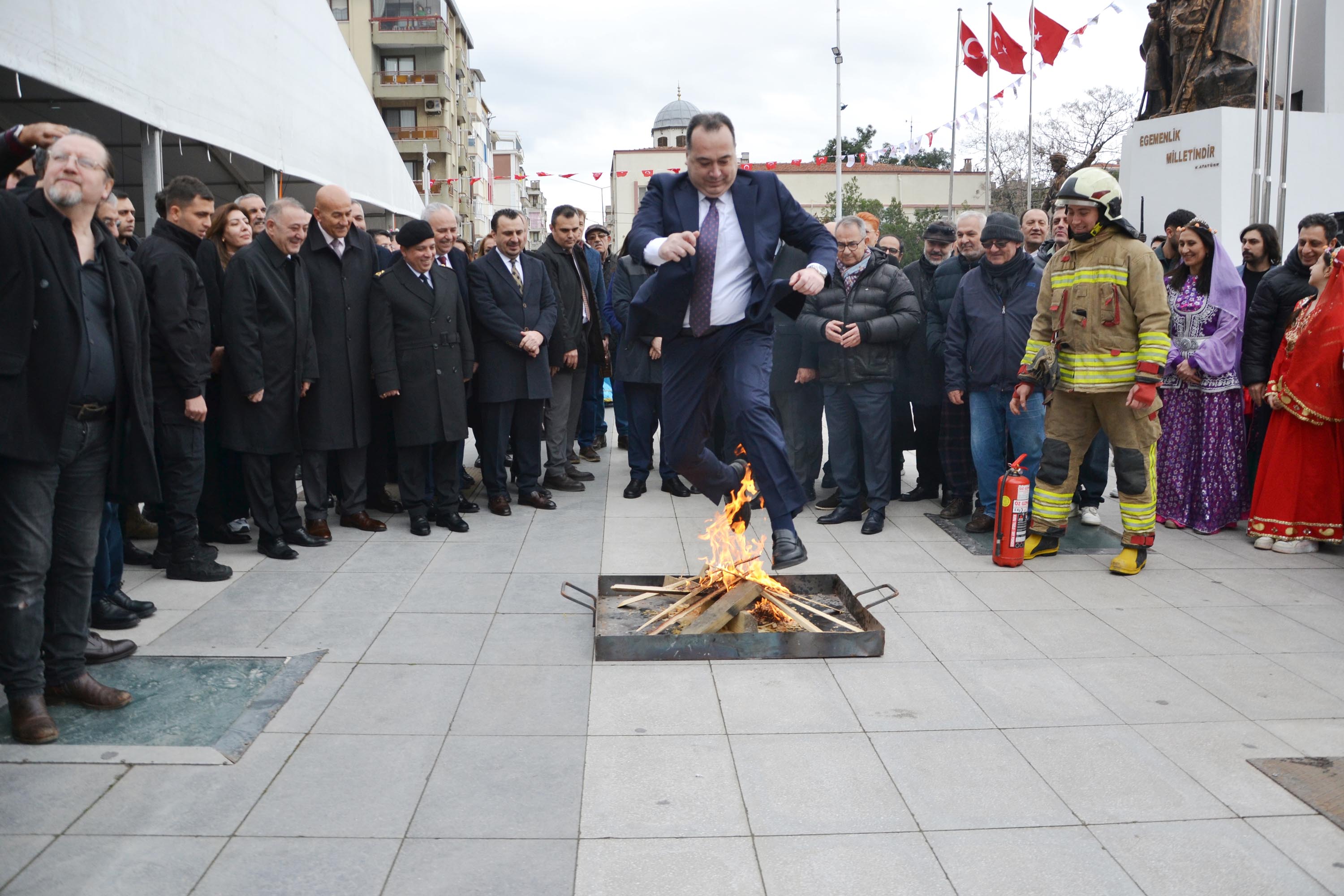 Manisa Mesir Festivali Kalabalık