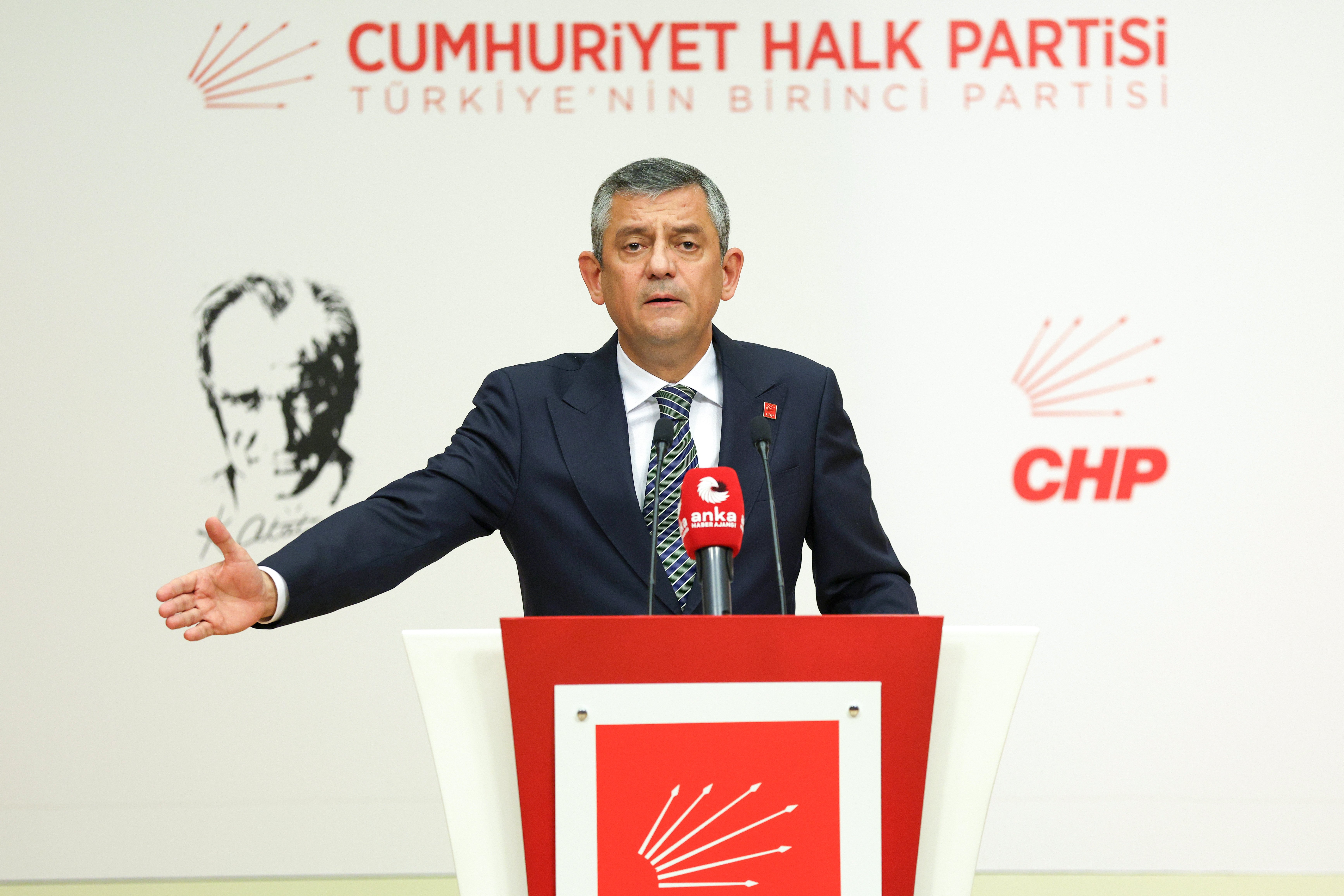 Özgür Özel CHP