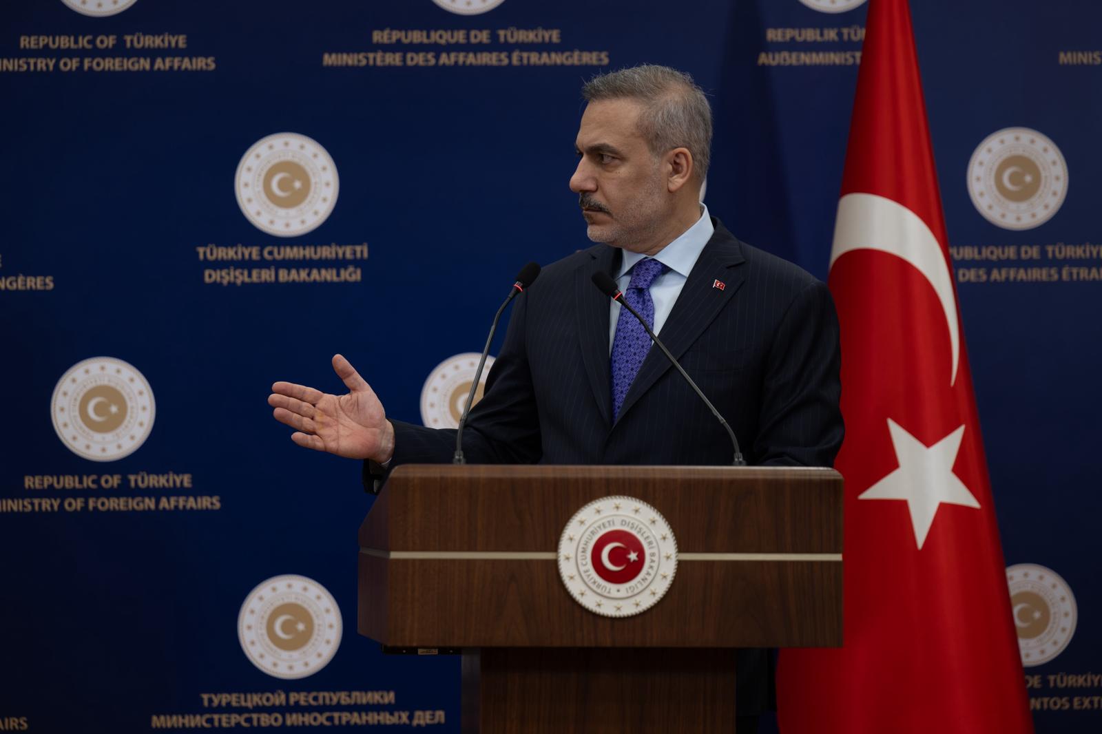 Dışişleri Bakanı Hakan Fidan konuşma yapıyor