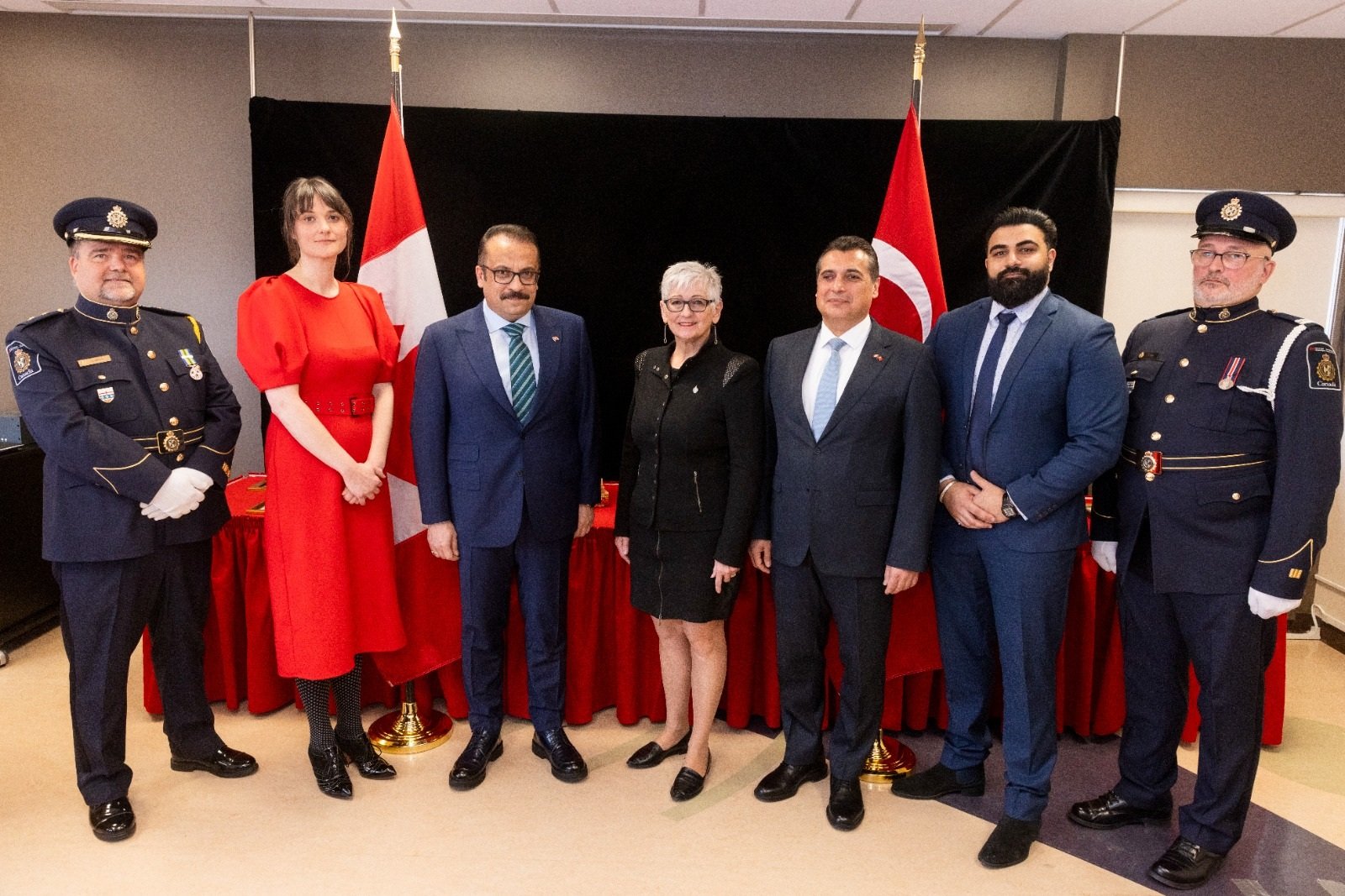 Kültür Varlığı İadesi Töreni Ottawa