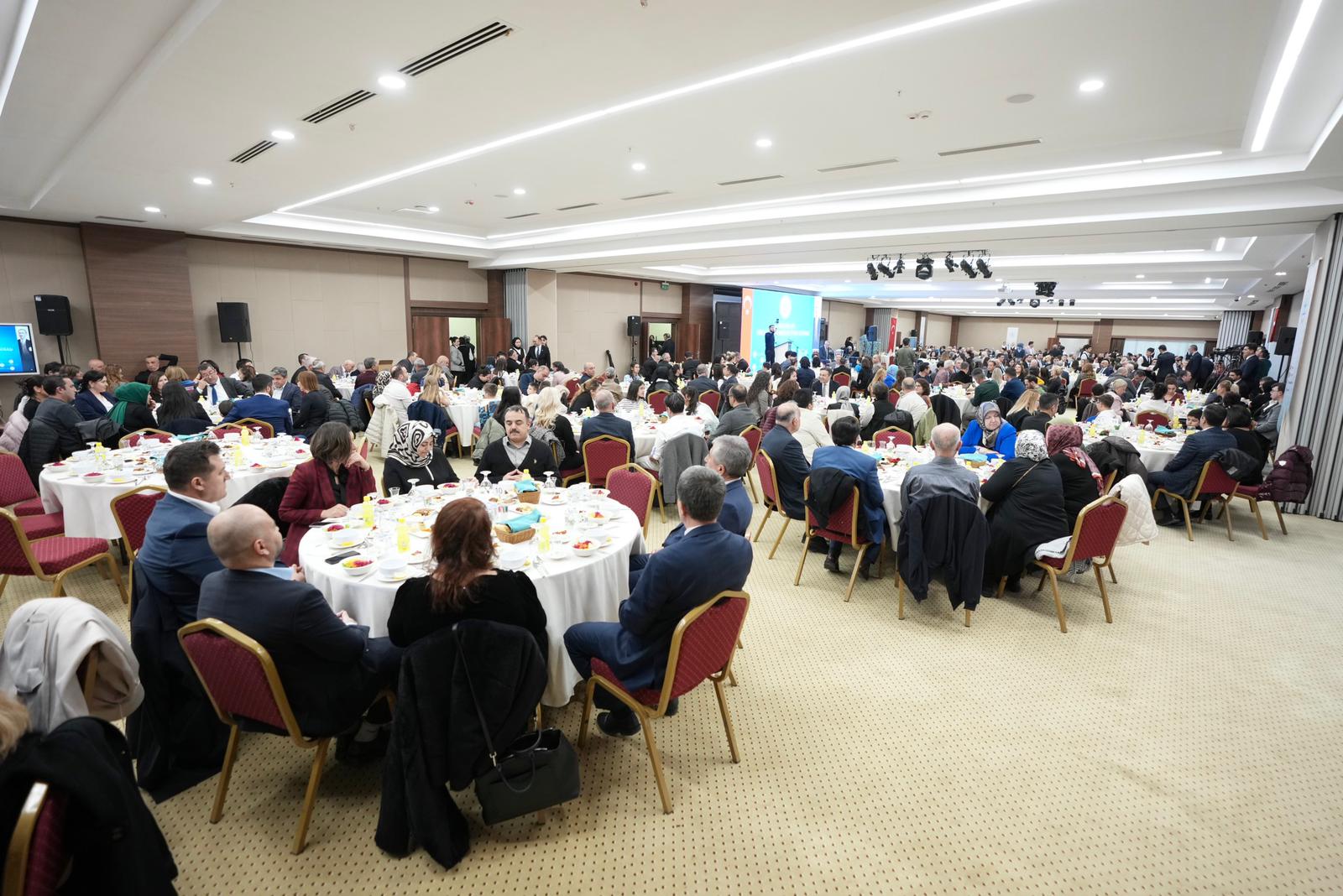 Milli Eğitim Bakanı Yusuf Tekin konuşma yapıyor