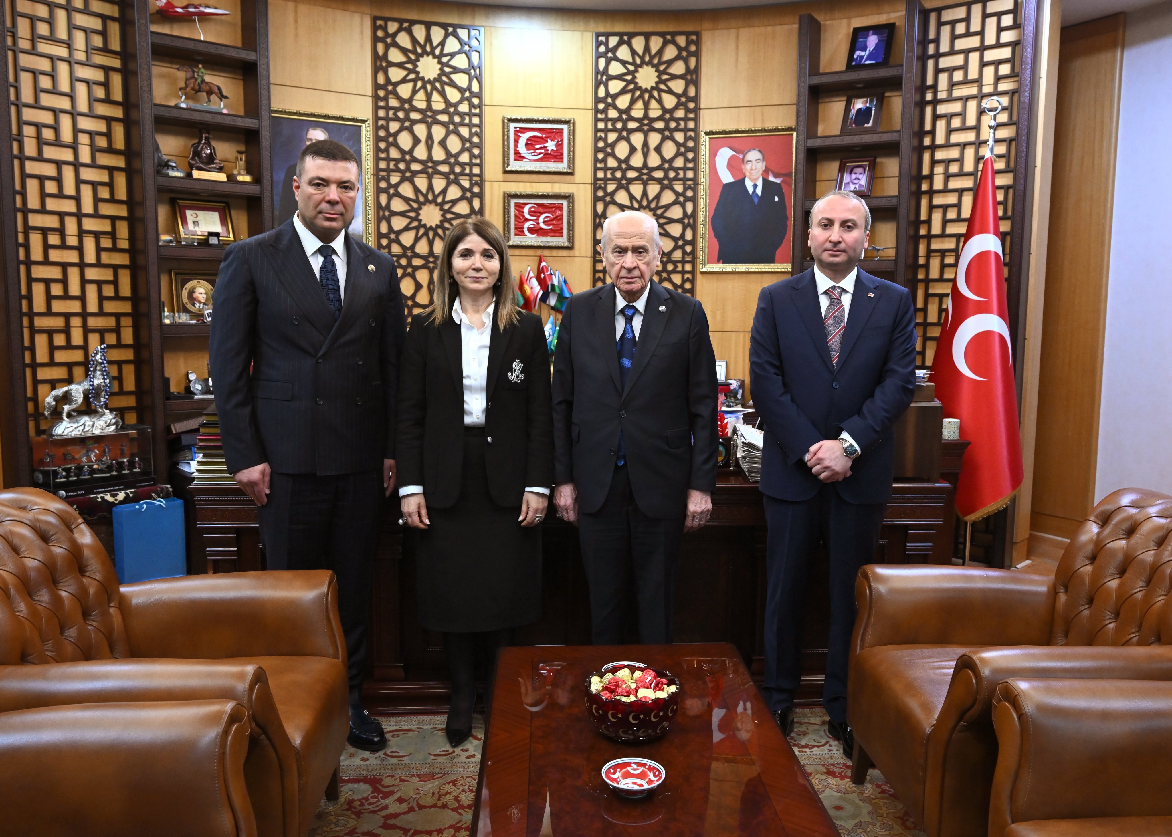 MHP Lideri Devlet Bahçeli bayramlaşma heyetini kabul etti