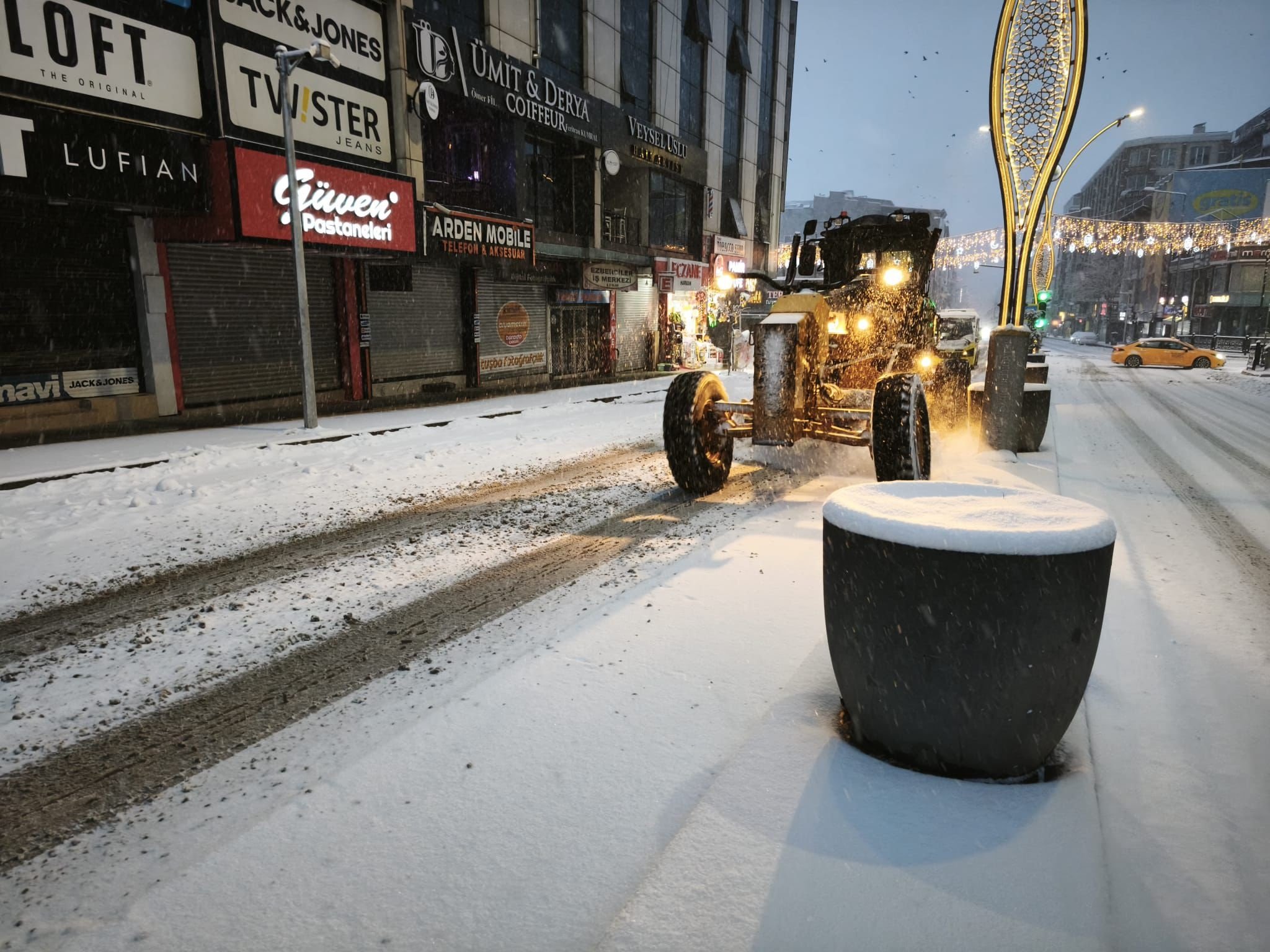 Van AKOM uyarısı çığ tehlikesi