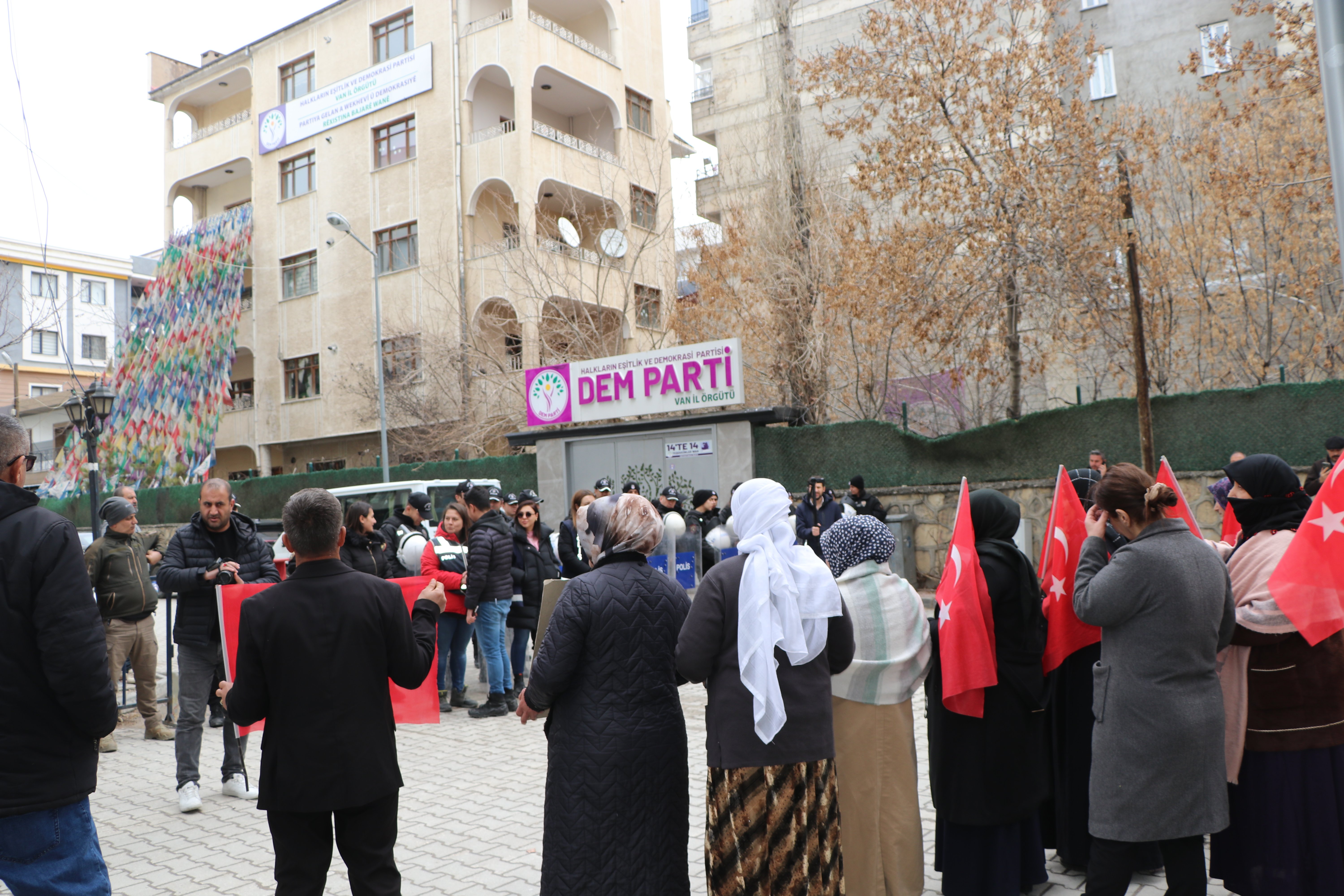 Van evlat nöbeti aileler fotoğraflar