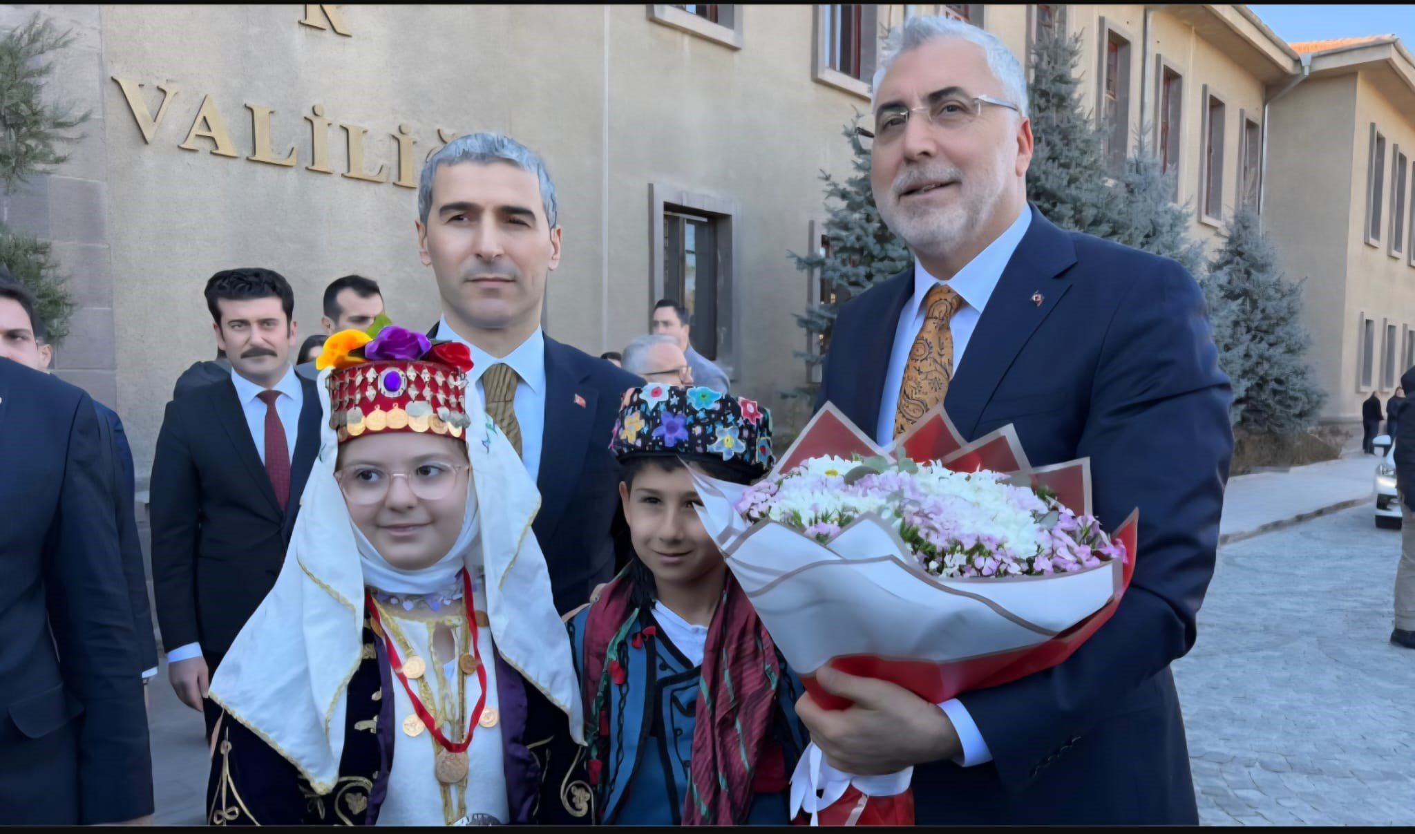 Bakan Işıkhan Afyonkarahisar programı