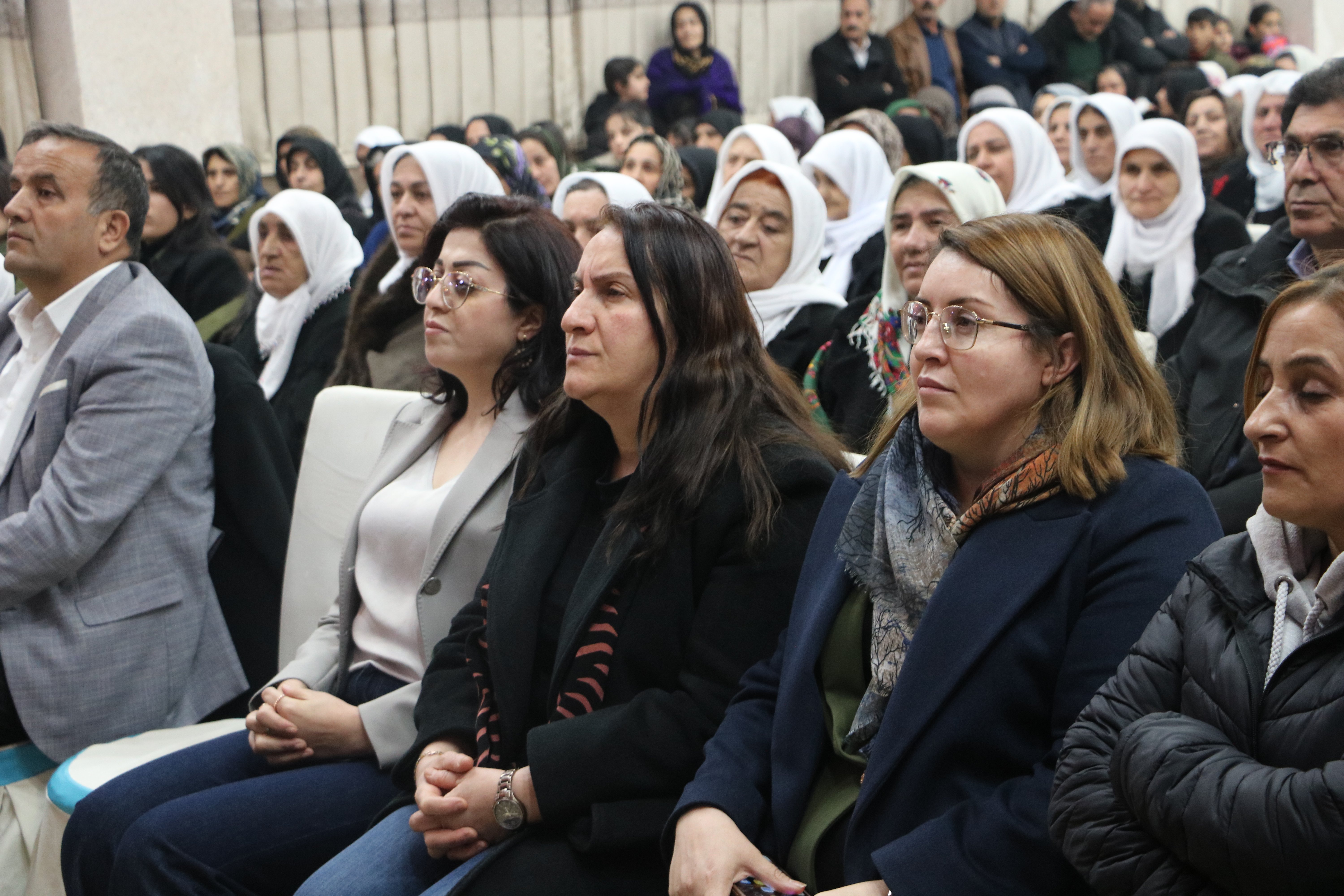 Tülay Hatimoğulları Konuşma Yapıyor