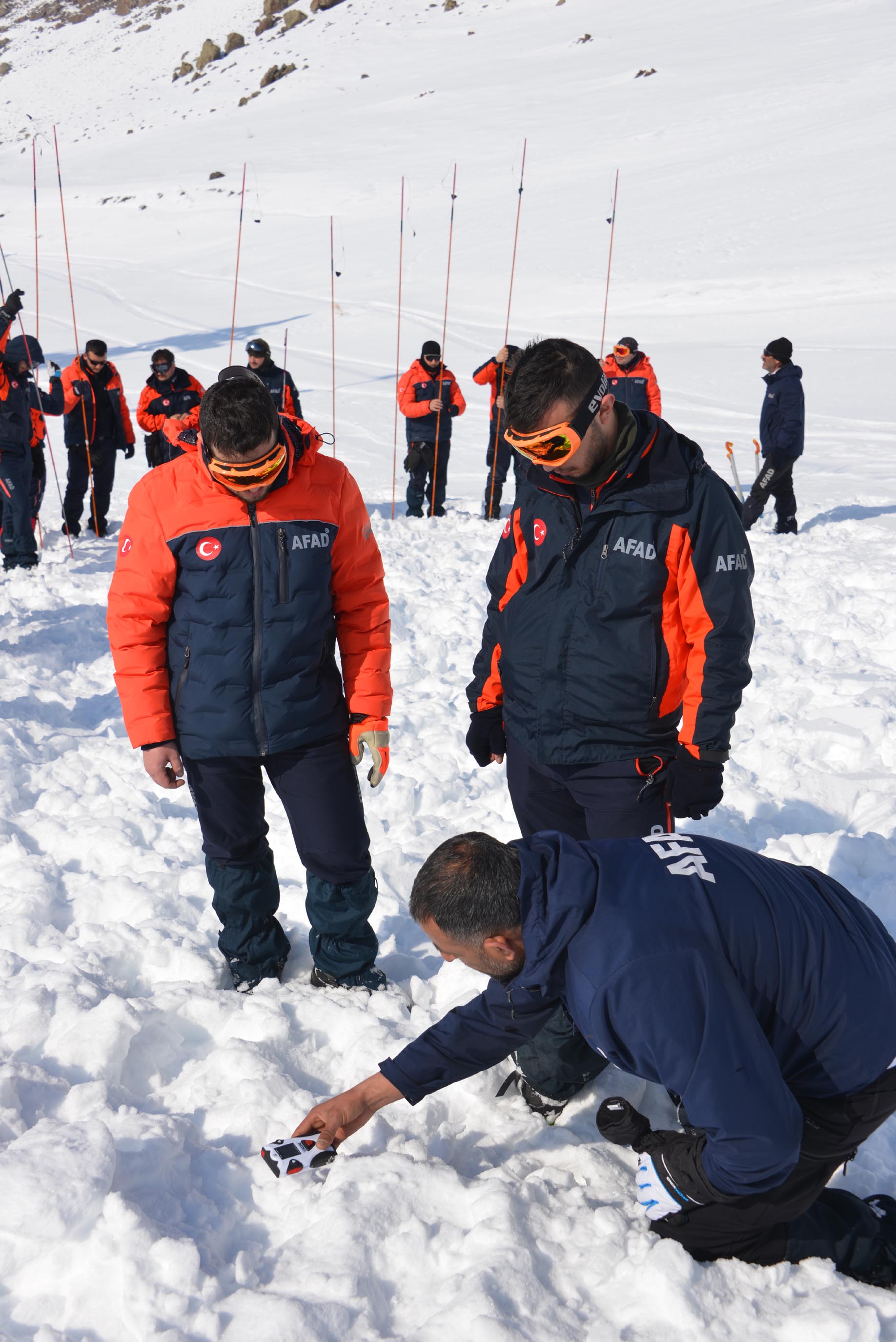 AFAD teknisyenleri çığ tatbikatında