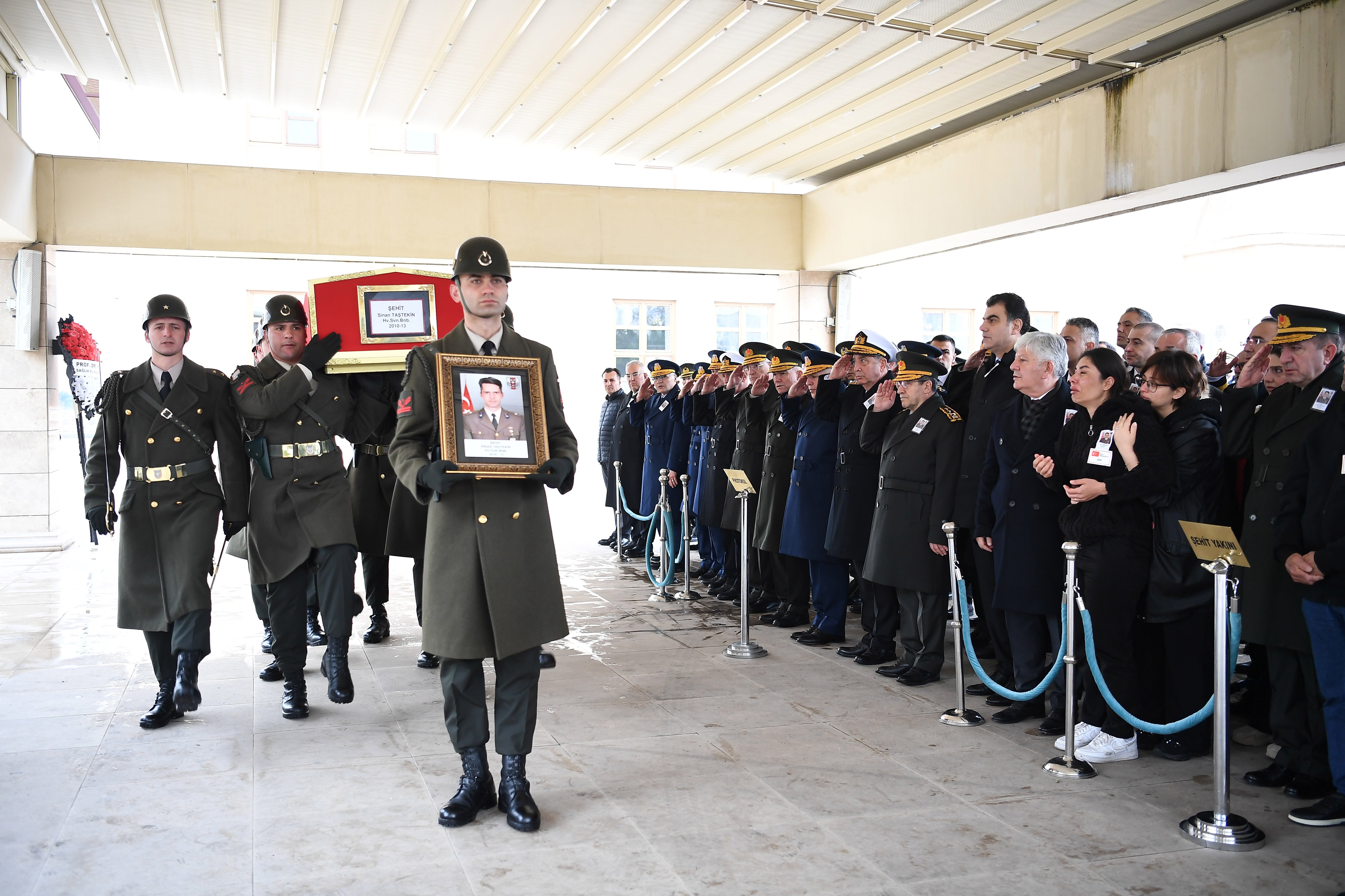Türk Silahlı Kuvvetleri üst düzey komutanları şehit töreninde