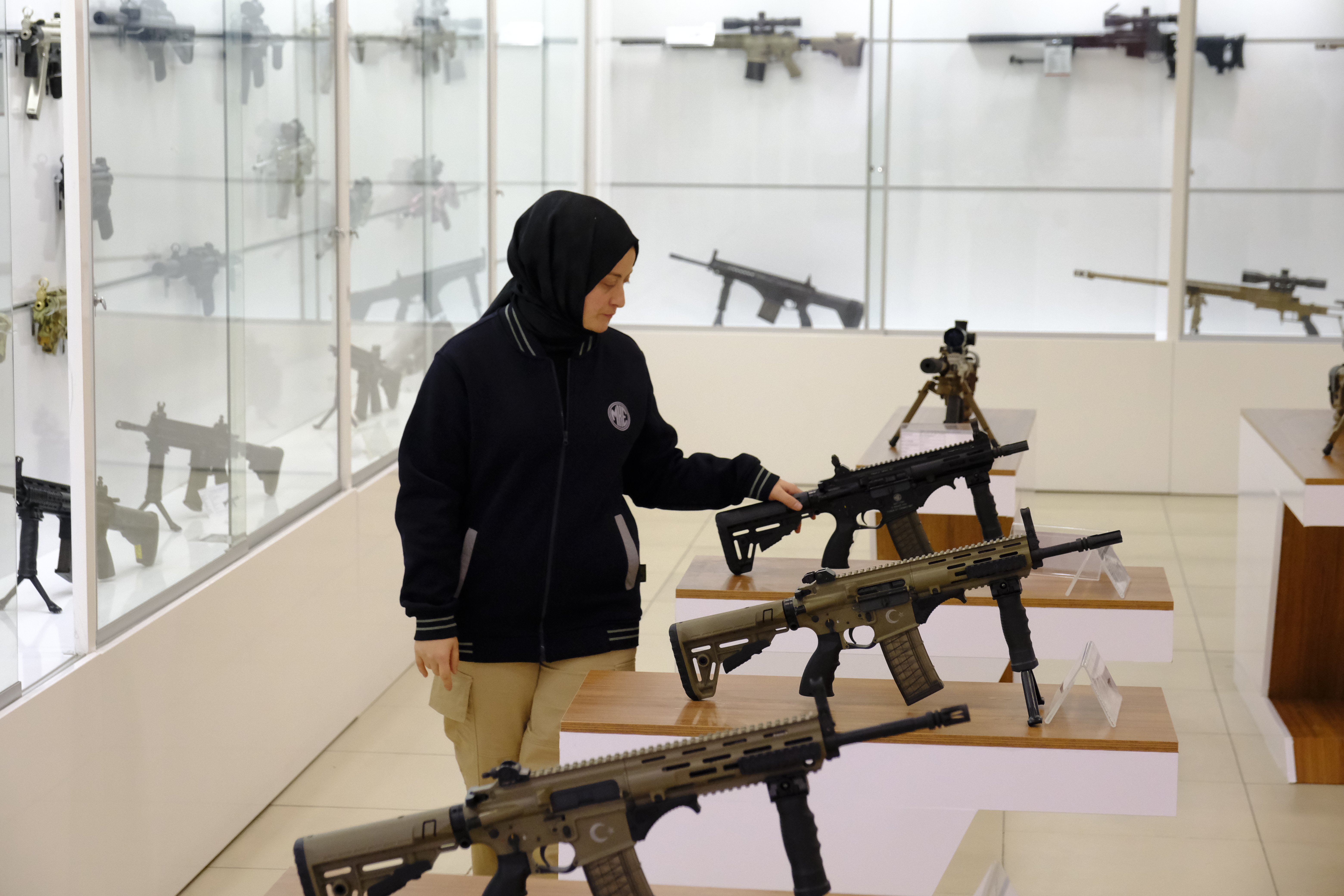 Ümmügülsüm Yavuz Silah İncelemesi