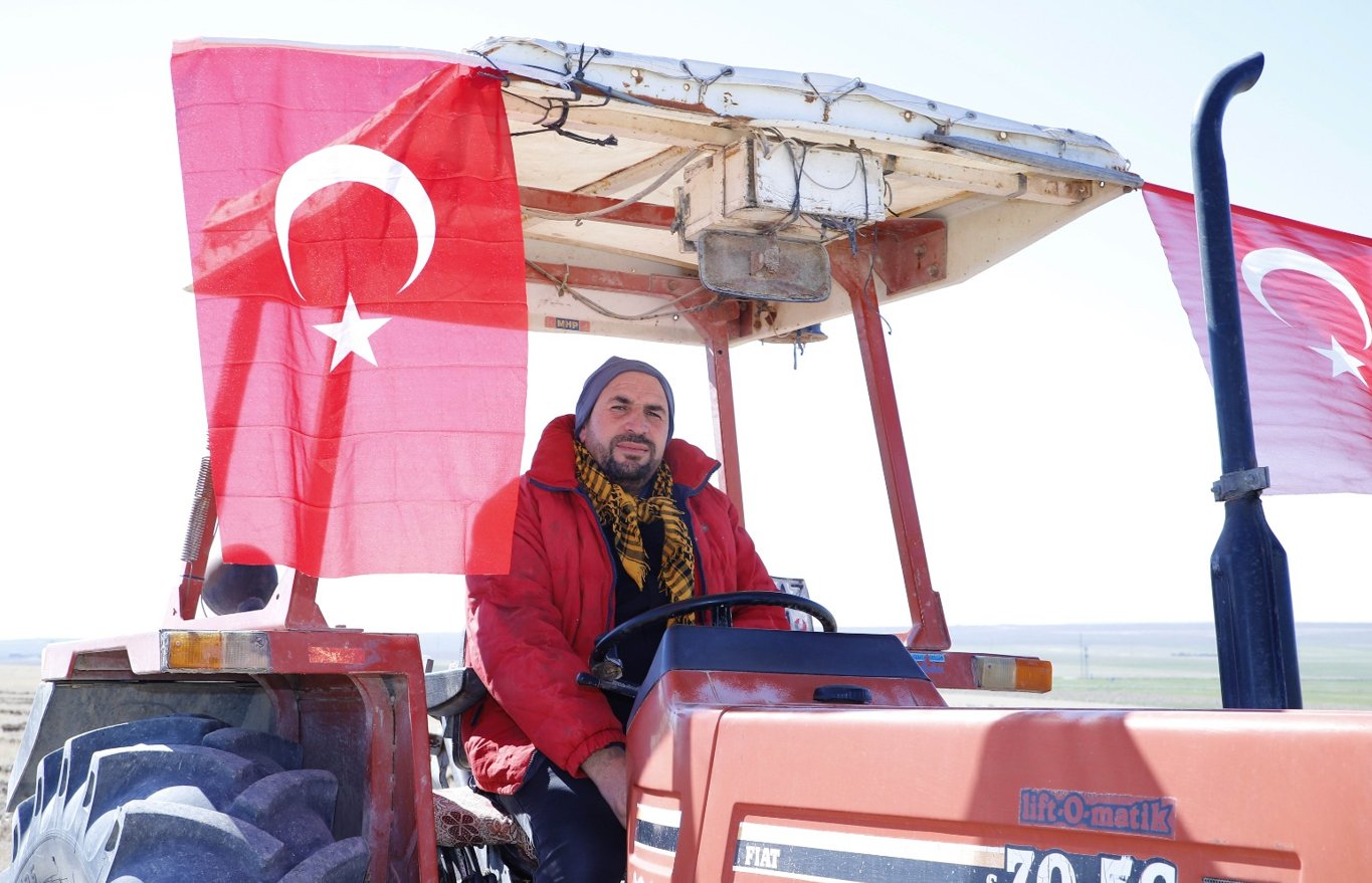 Traktör ve tarım aleti detayı