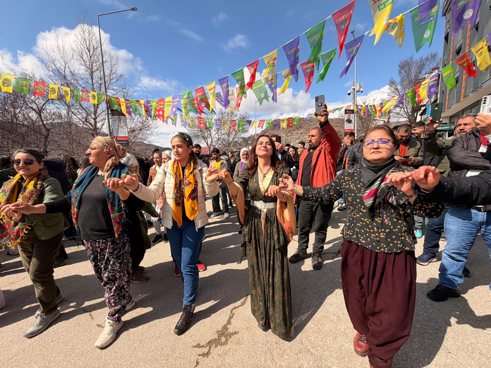 Tunceli Nevruz Kutlaması DEM Parti