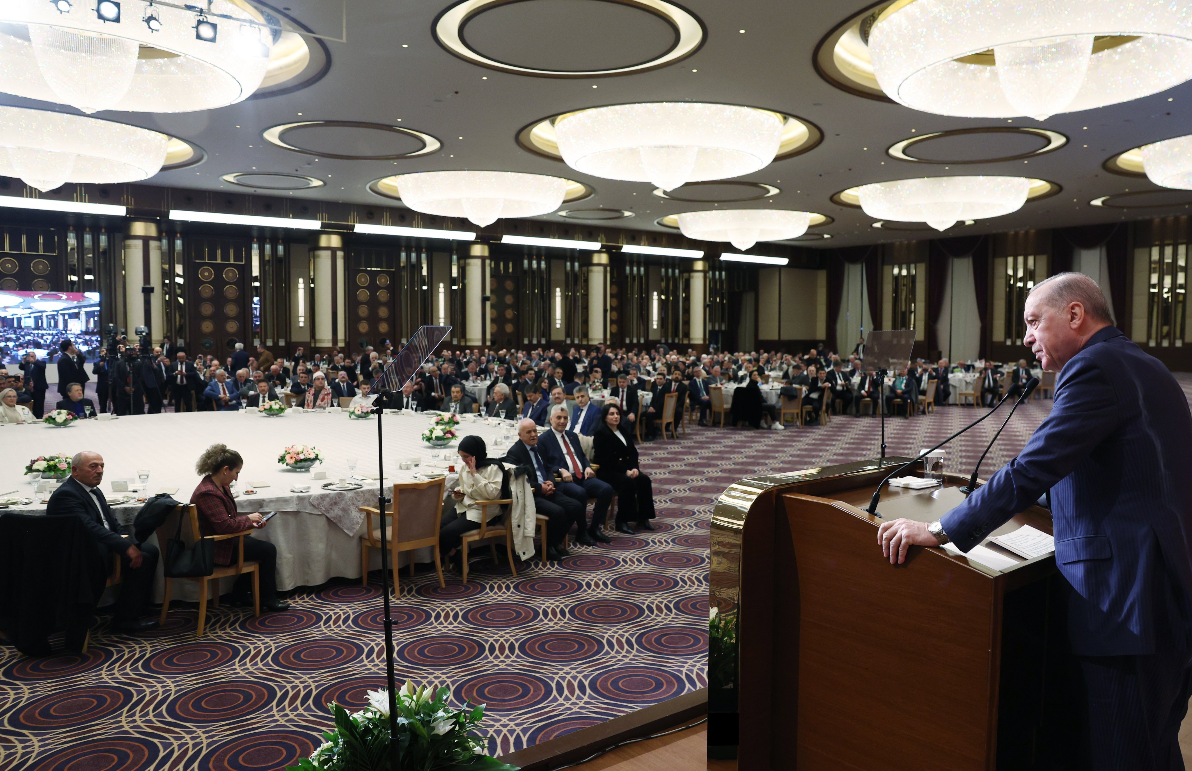 Cumhurbaşkanı Erdoğan Esnaf ve Sanatkarlarla İftar Programı