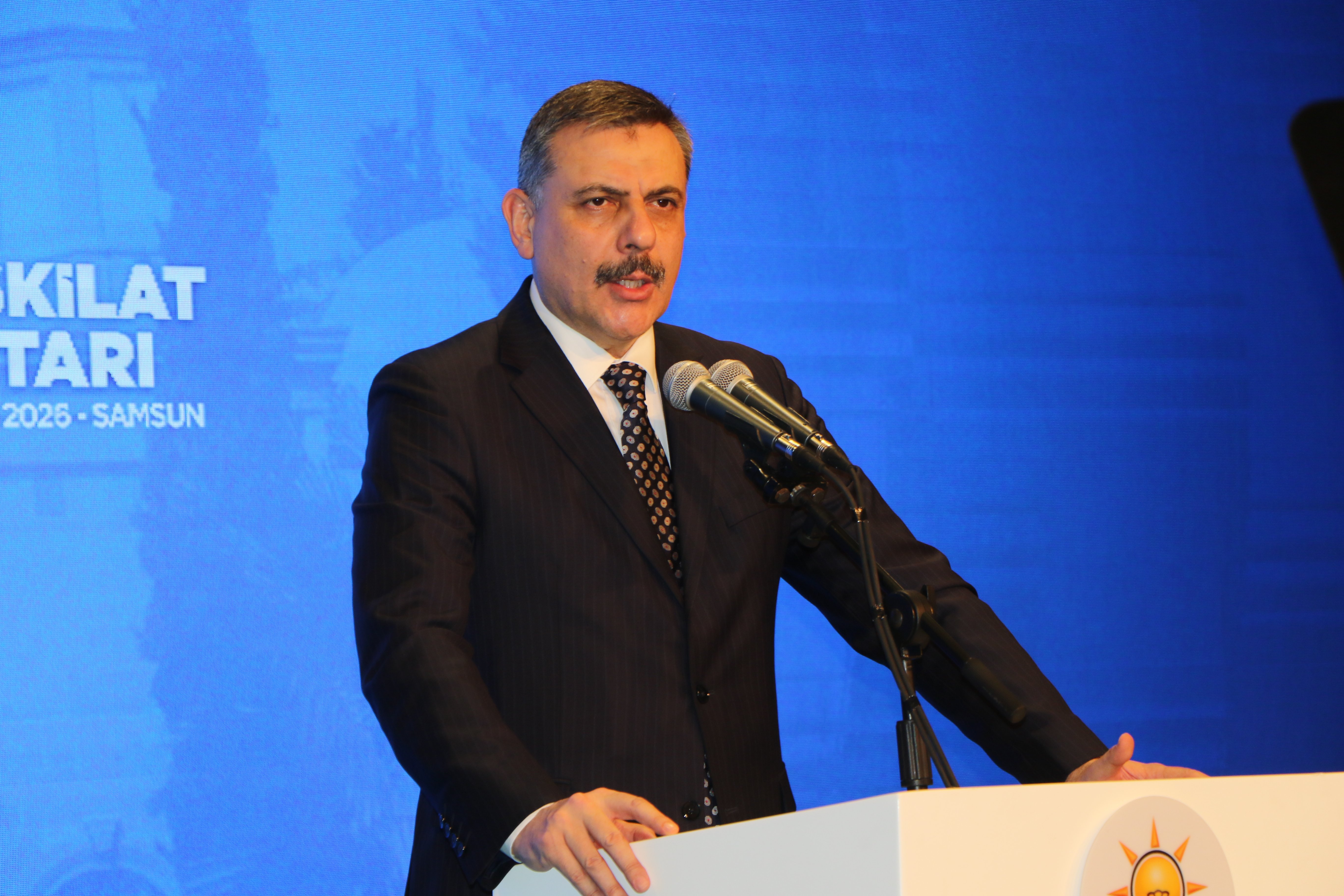 Bakan Çiftçi konuşma yapıyor