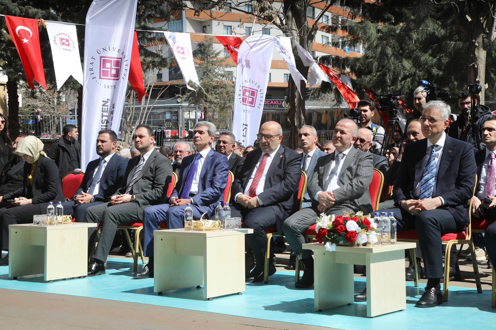 Sağlık Bakanı Kemal Memişoğlu diş hastanesi