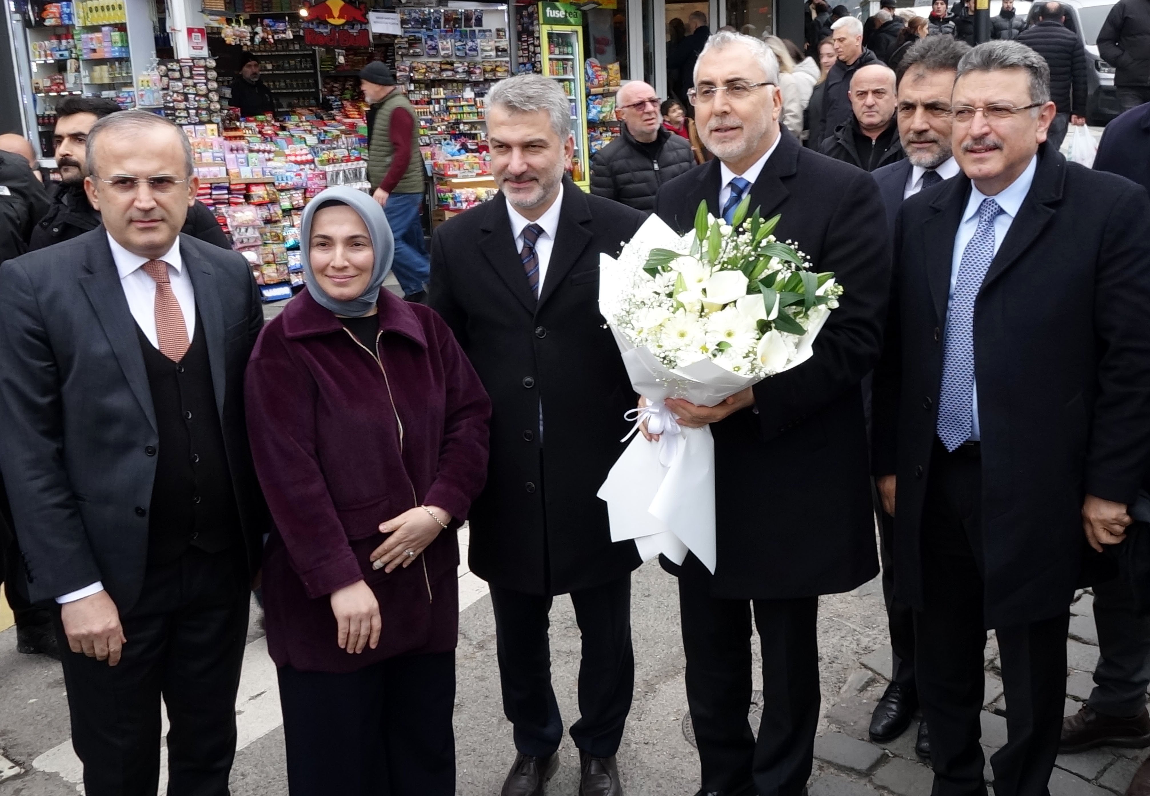Bakan Işıkhan Konuşma Yapıyor