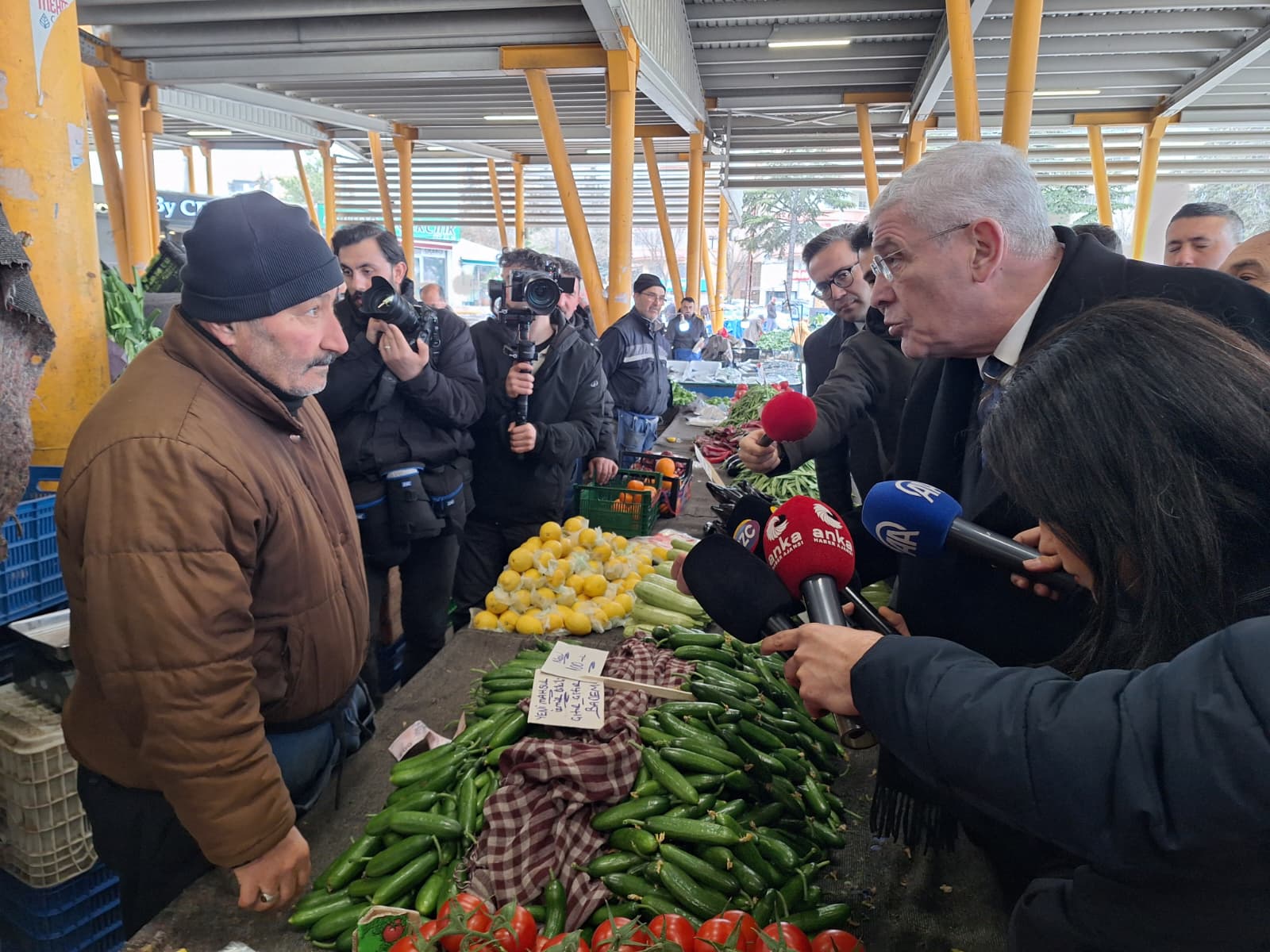 Müsavat Dervişoğlu basın açıklaması