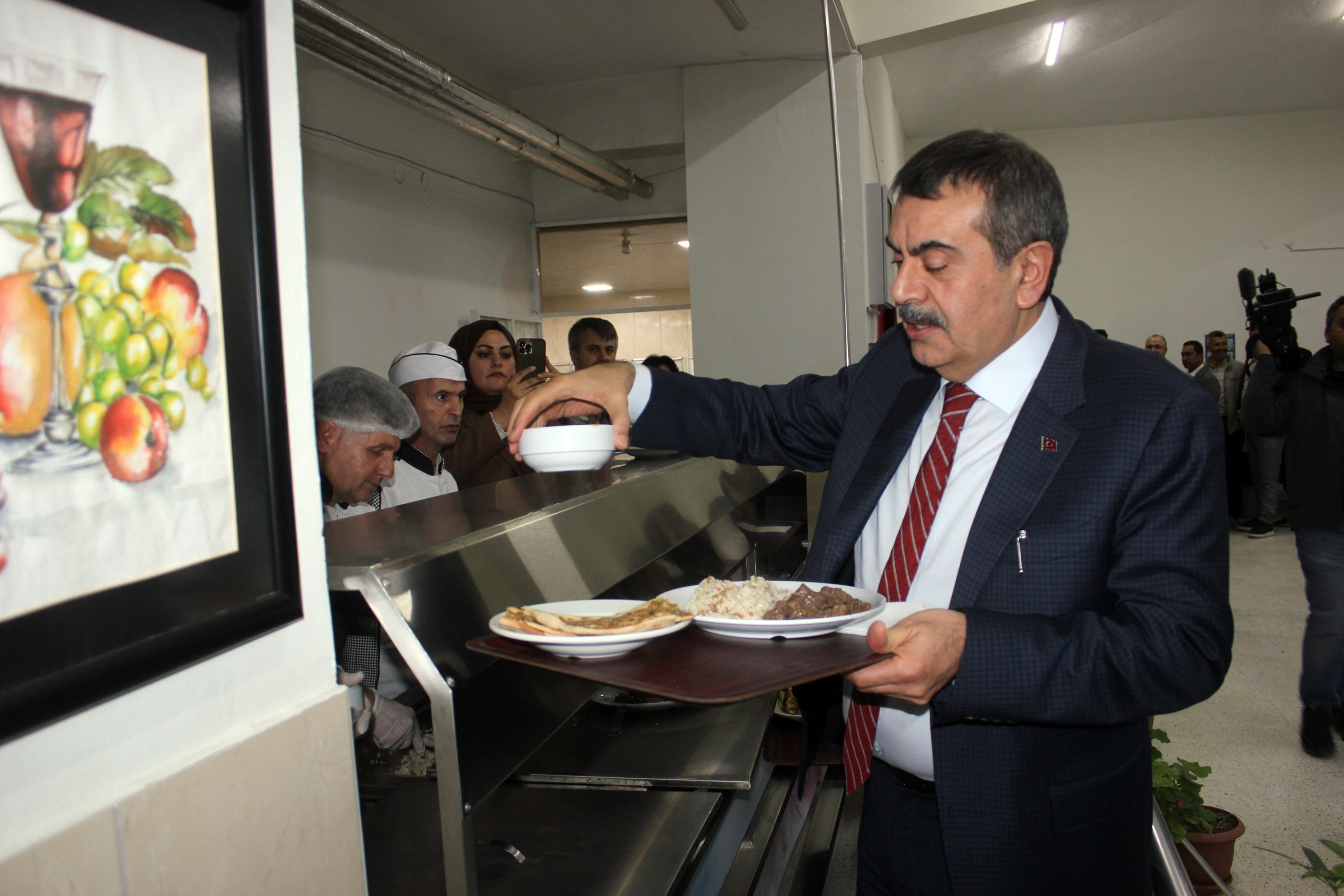 Bakan Tekin AK Parti Toplantısında