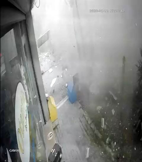 Avcılar çöken bina