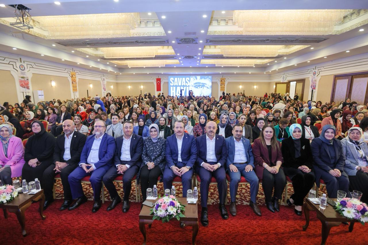 Eğitim-Bir-Sen Kadın Komisyonları Buluşması