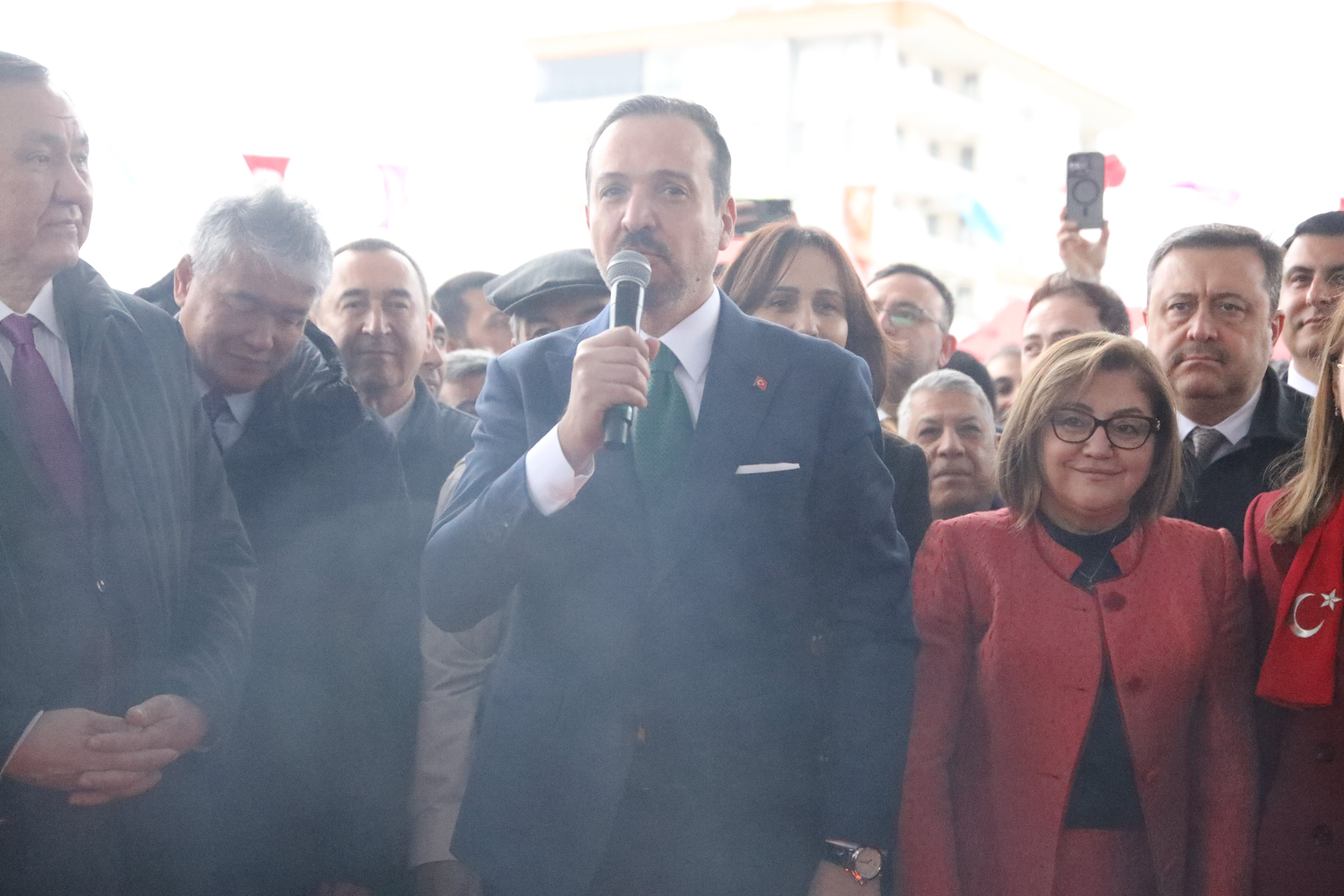 Kürşad Zorlu Konuşma Yapıyor