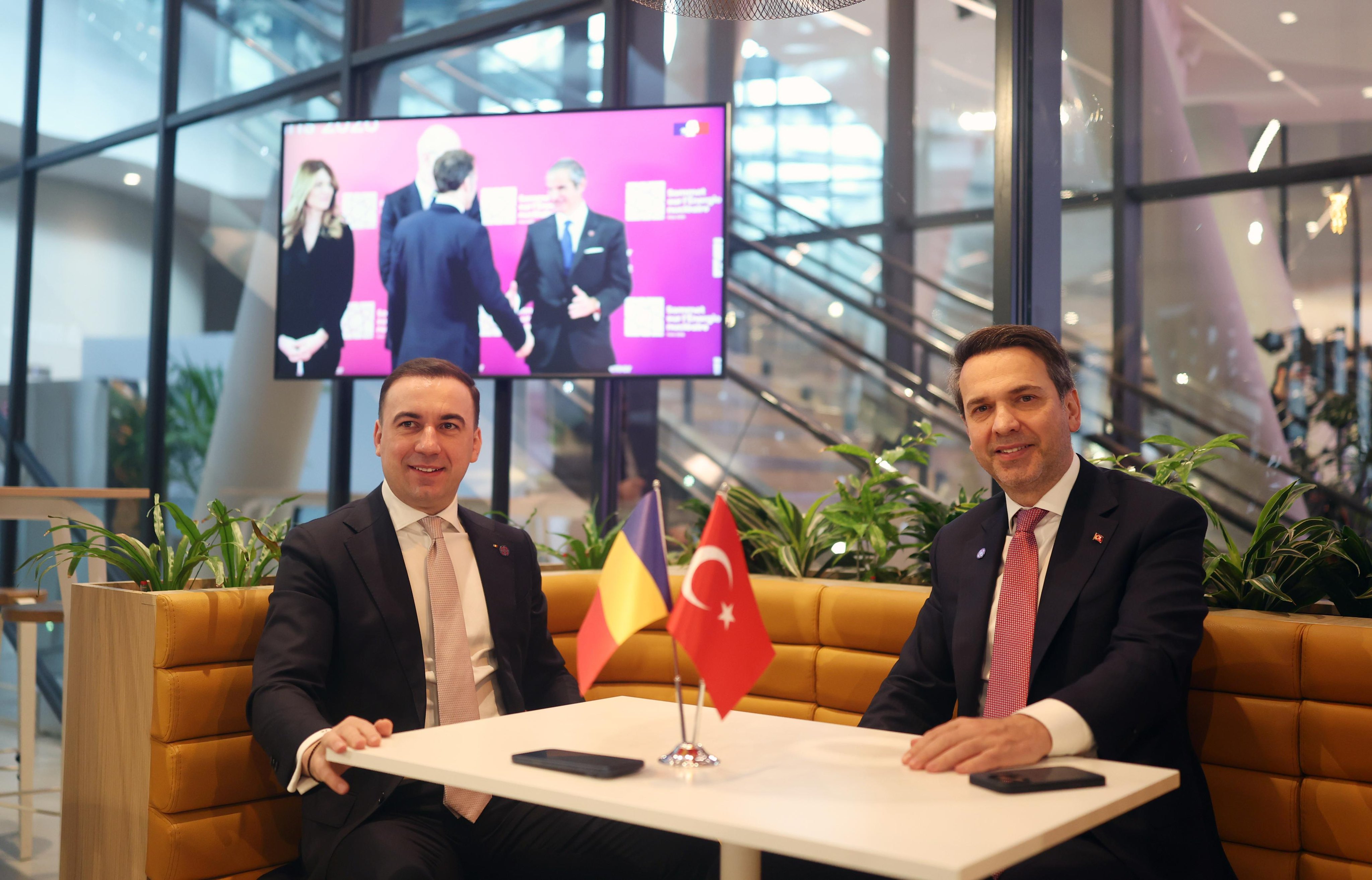 Bakan Alparslan Bayraktar Paris Nükleer Enerji Zirvesi