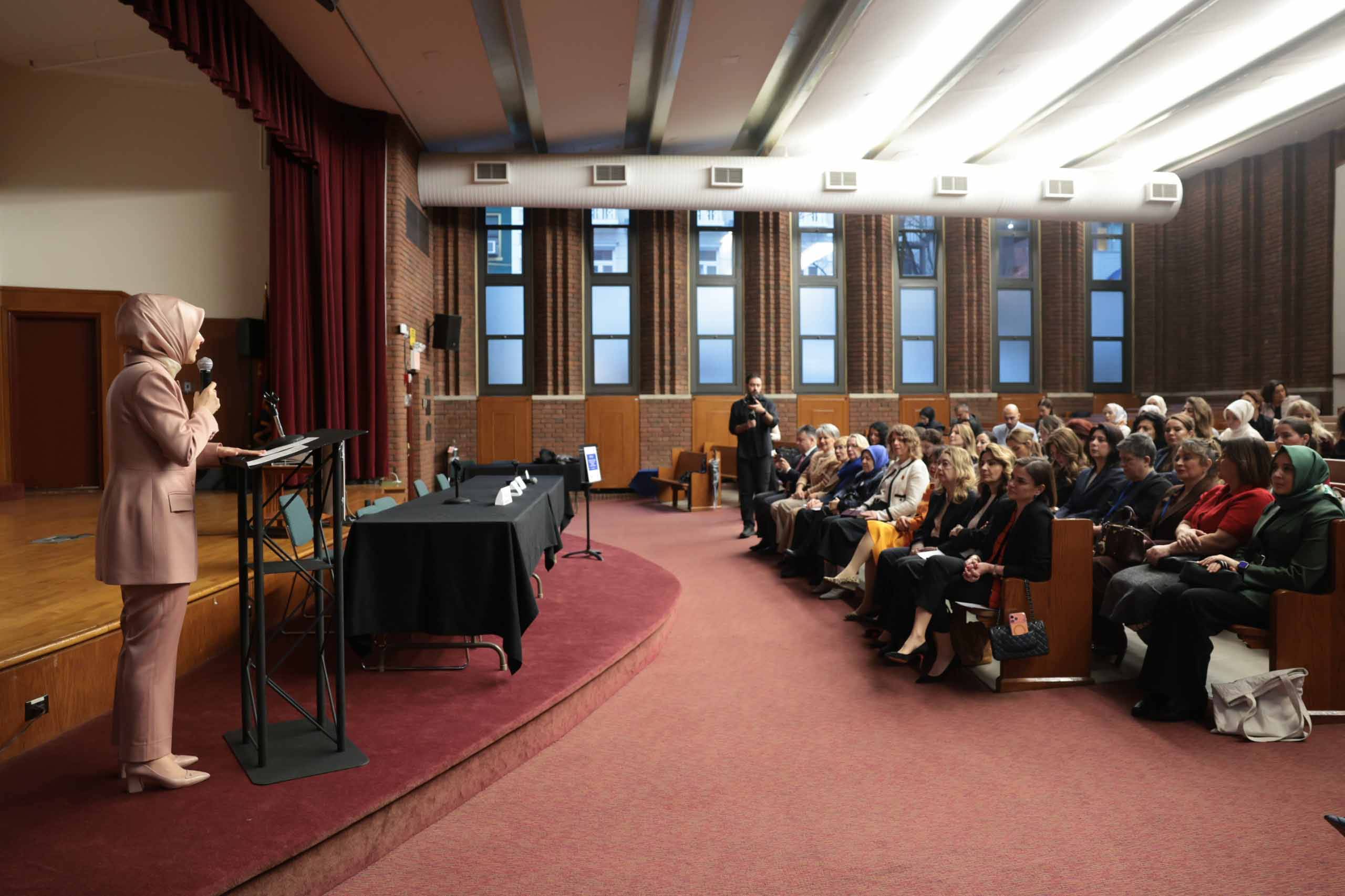 Bakan Göktaş New Jersey