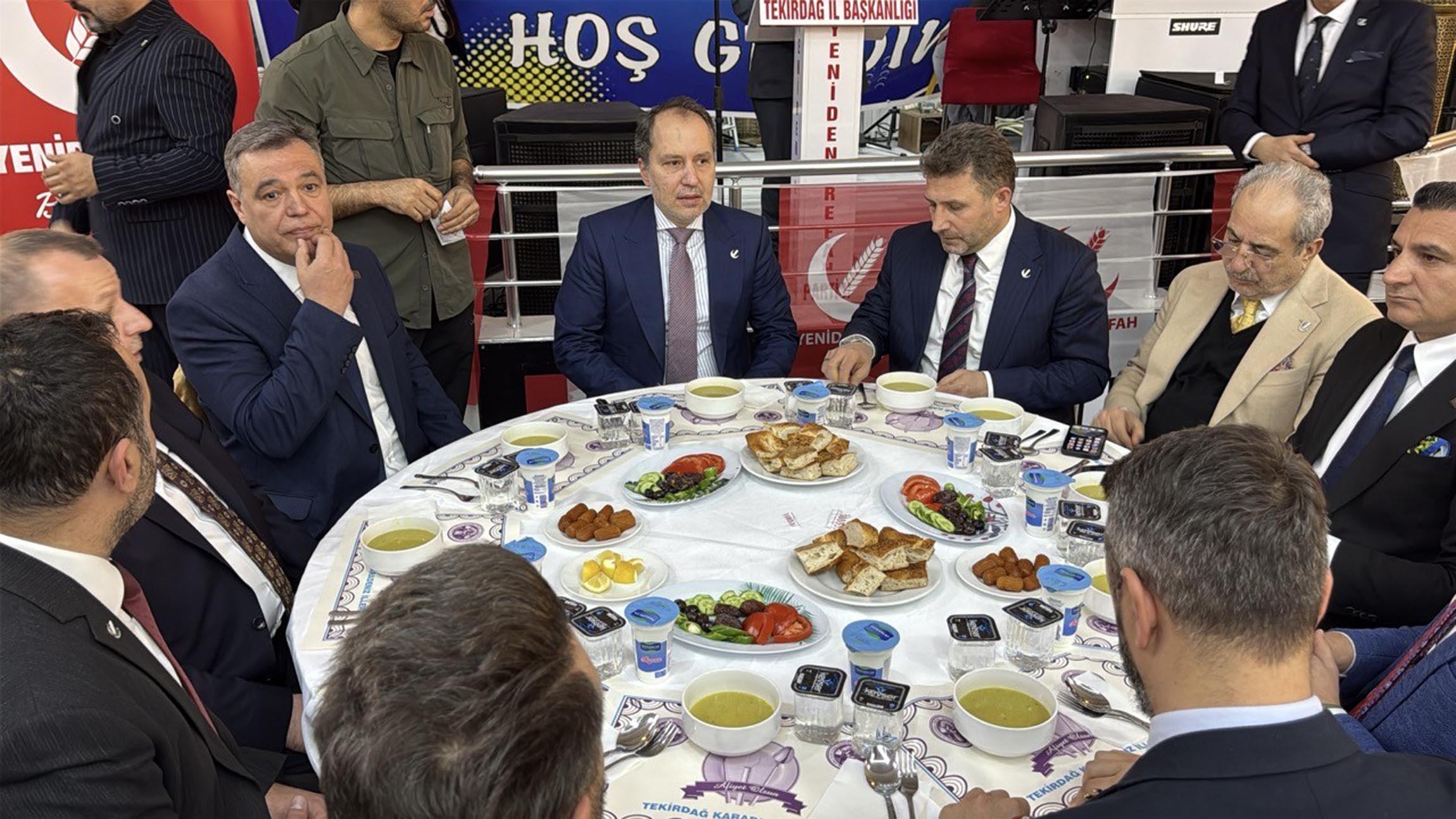 Fatih Erbakan iftar programında
