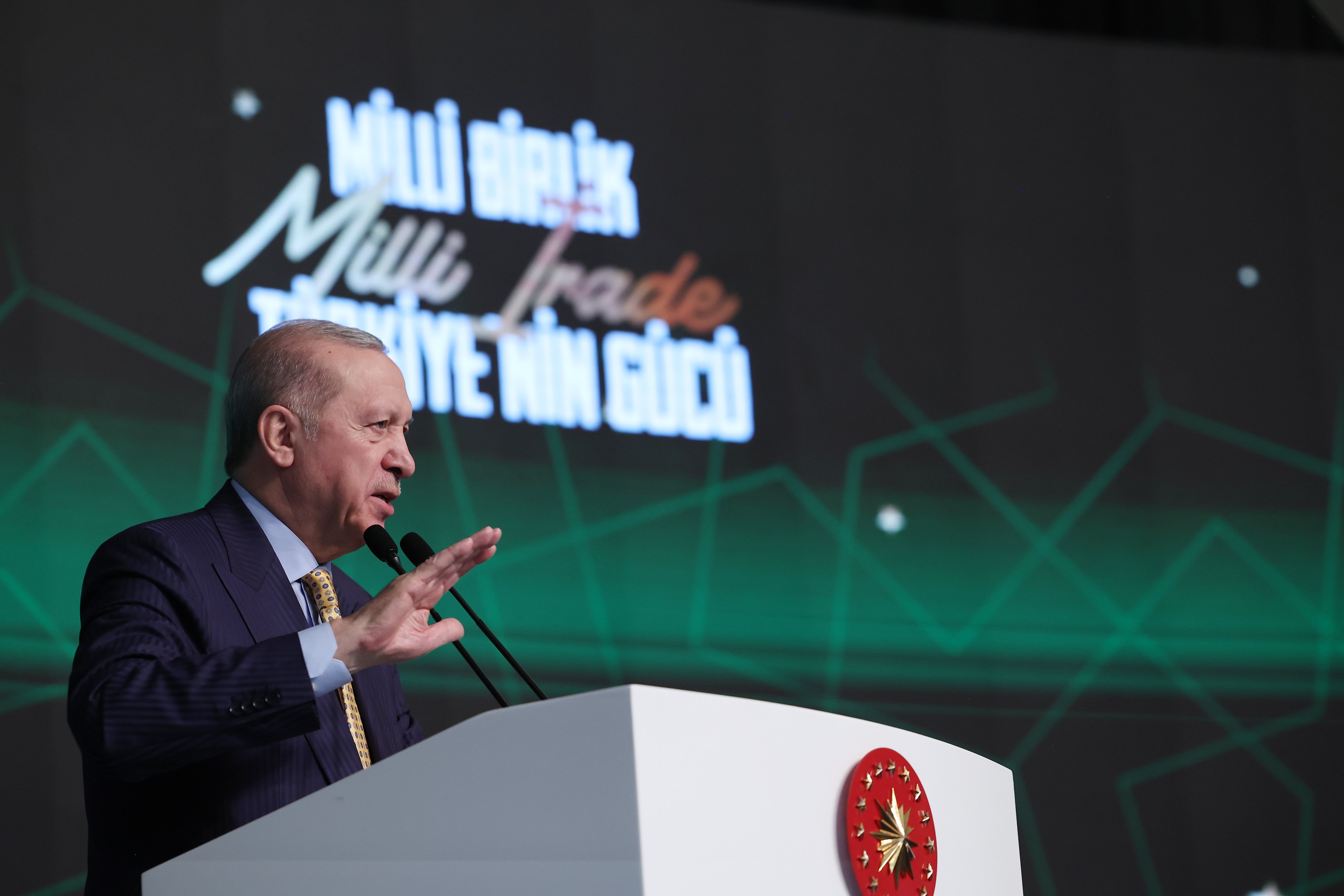 TBMM Başkanı Numan Kurtulmuş iftarda